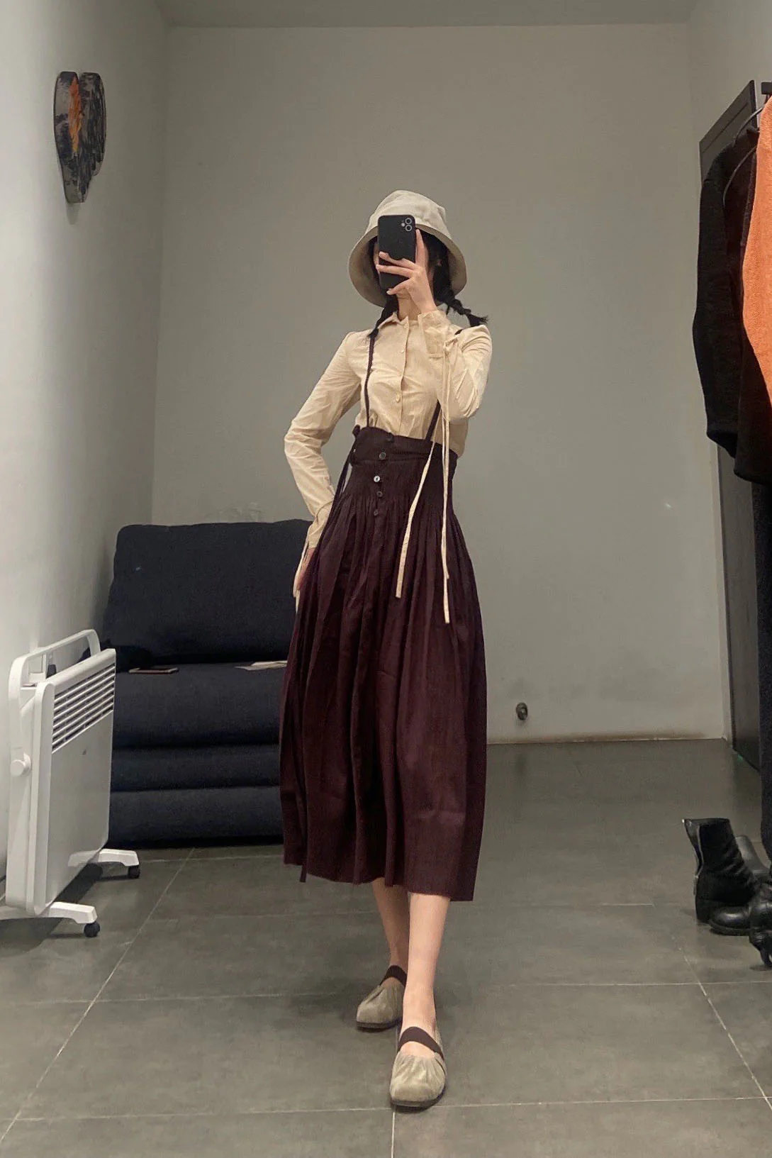 A Tentative Atelier A1920570 Hand-stitched garland culottes - Image 23
