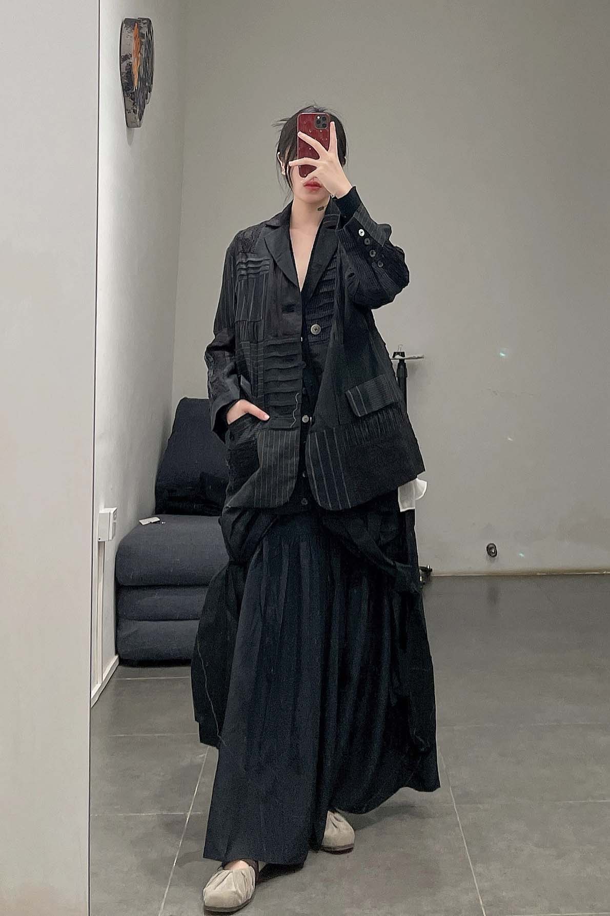 A Tentative Atelier Patchwork Oversized Jacket a2222338A - Image 16