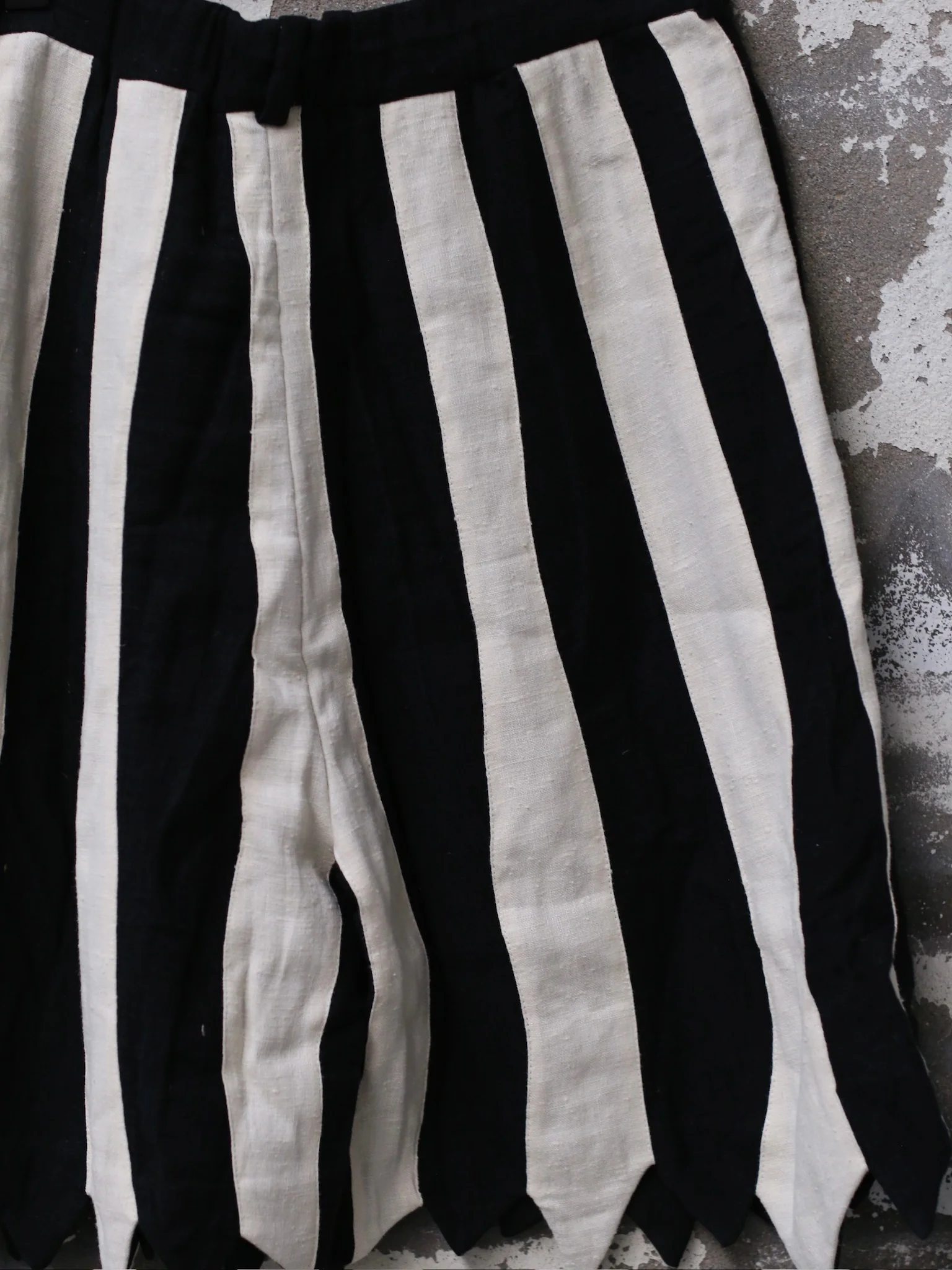 ARCHIVIO J.M.Ribot Striped Cropped Casual Pants Italy Artisan AJM-AWPA32/BL/STRIPES*-WHITE/BLACK - Image 3