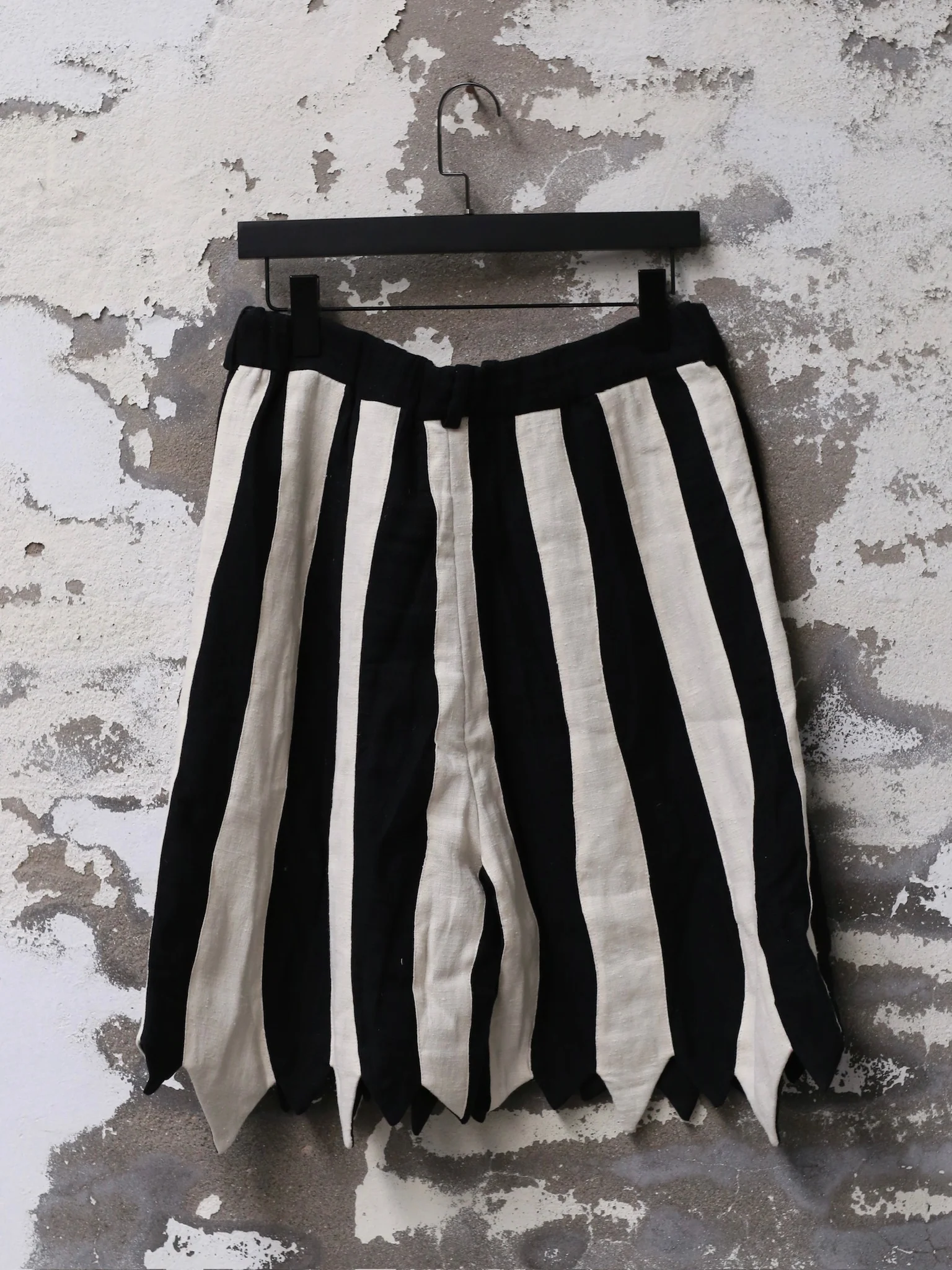 ARCHIVIO J.M.Ribot Striped Cropped Casual Pants Italy Artisan AJM-AWPA32/BL/STRIPES*-WHITE/BLACK - Image 4