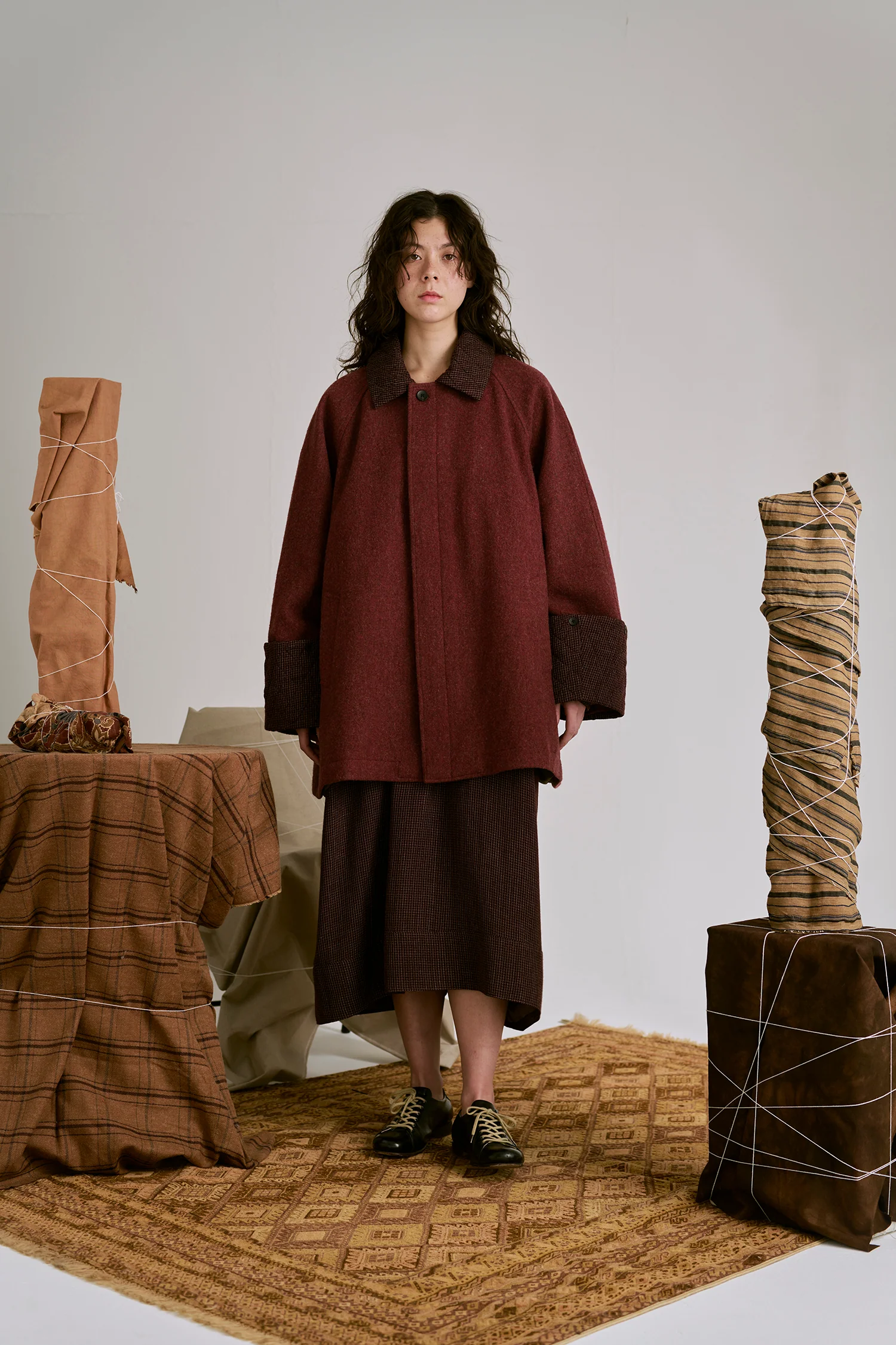 AVIVA JIFEI XUE 25 Autumn/Winter A-line Contrast Color Mac Jacket AJX-FW25-ALCMC-MRBWH-Madder Red - Image 5