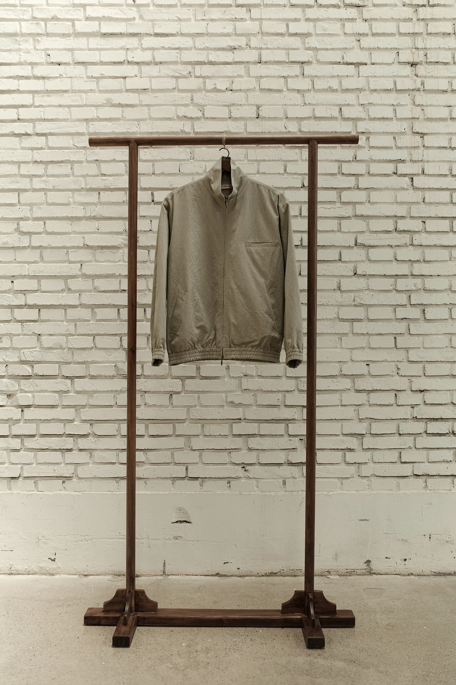 Aviva Jifei Xue 26SS Stand Collar Zipper Sports Jacket AJX-SS26-TB-WGWCS-Warm Gray - Image 6
