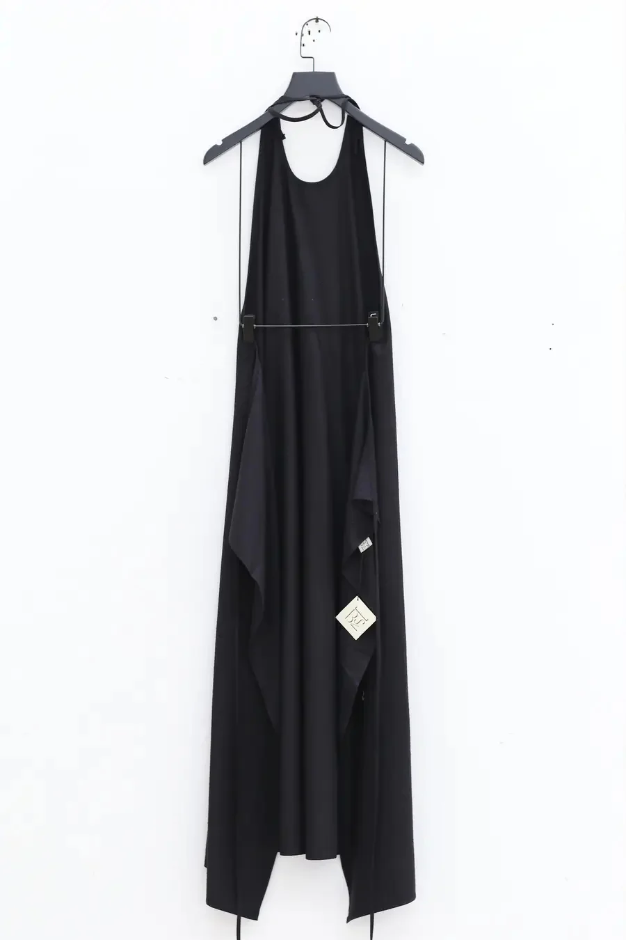 BASERANGE Adjustable Strap Apron Dress Collection, Made in Portugal, BAS-DRAP-RS-000-HEI, Black - Image 4
