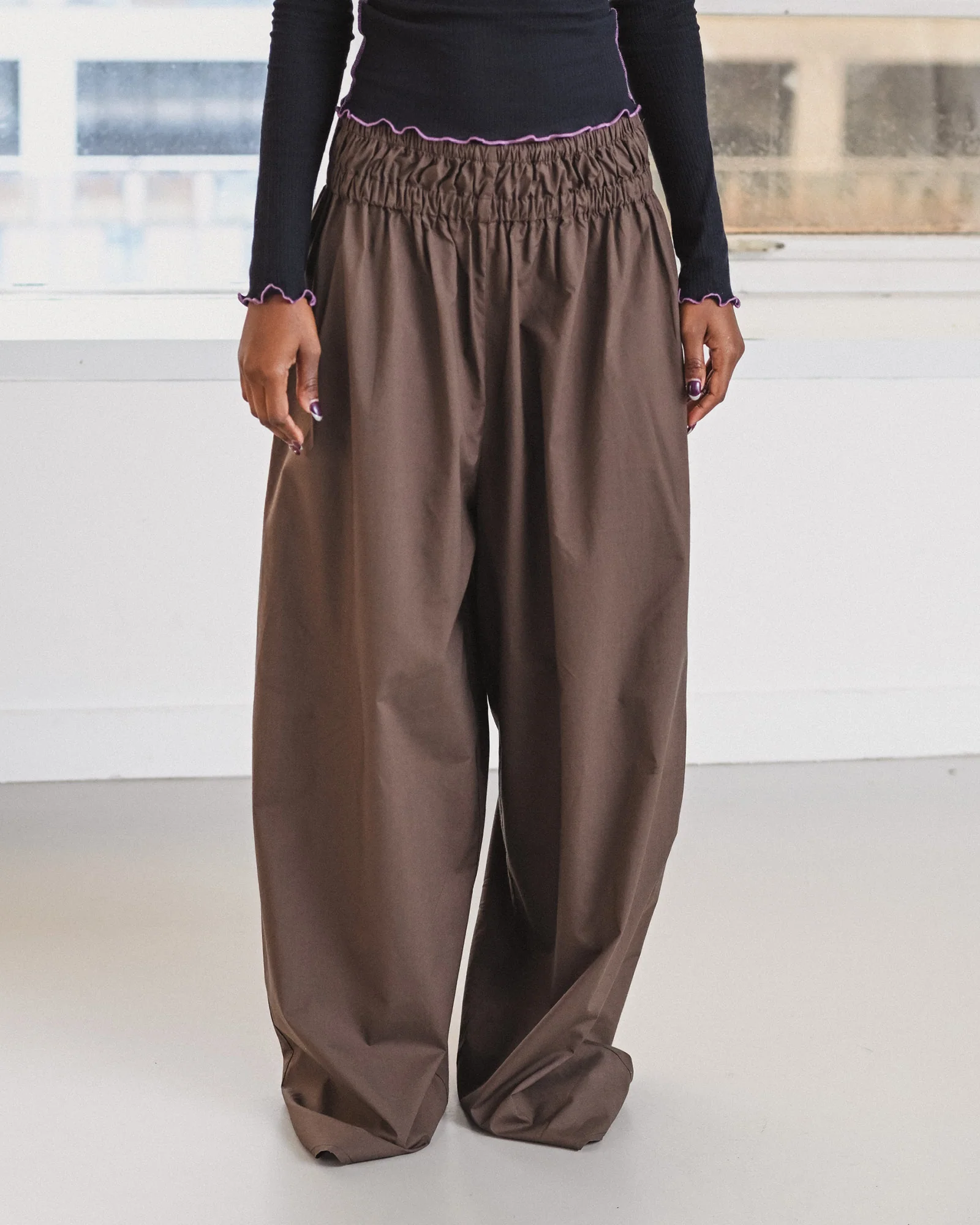 BASERANGE Fall/Winter 2025: TIN PANTS Canvas Pants BAS-PATI-PO-AU25-MARA BROWN - Image 8