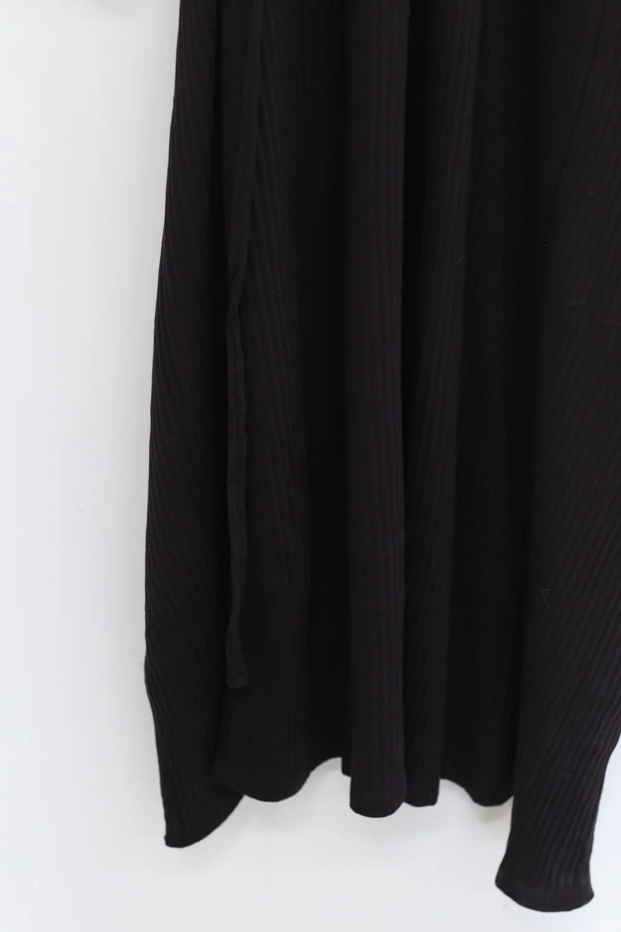 BASERANGE Long-Sleeved Dress with Drawstring Waist - DRSH Collection - Portugal - BAS-DRSH-RIB-000-HEI - Black - Image 3