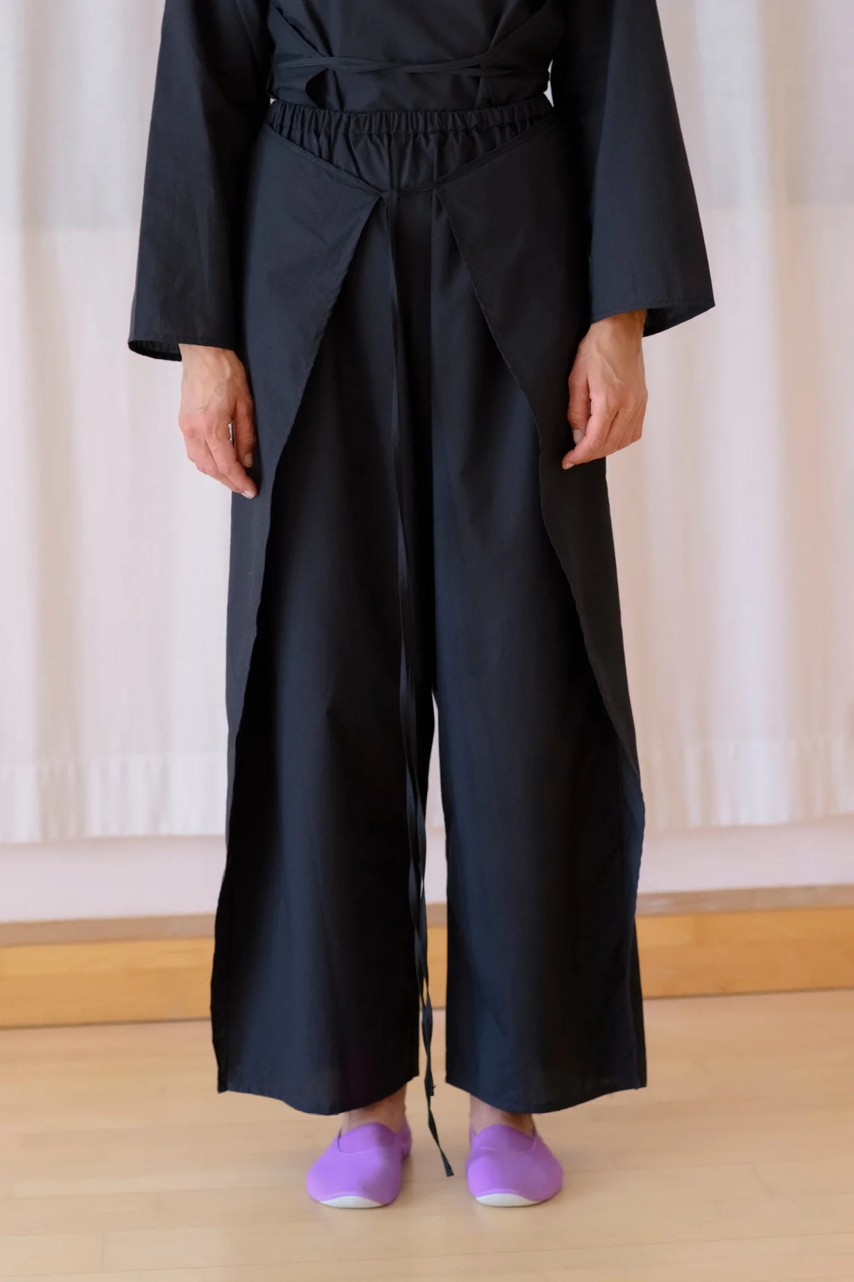 BASERANGE SP26 Organic Cotton Plain Weave Drawstring Pants, France BAS-PADC-PO-SP26-Black - Image 6