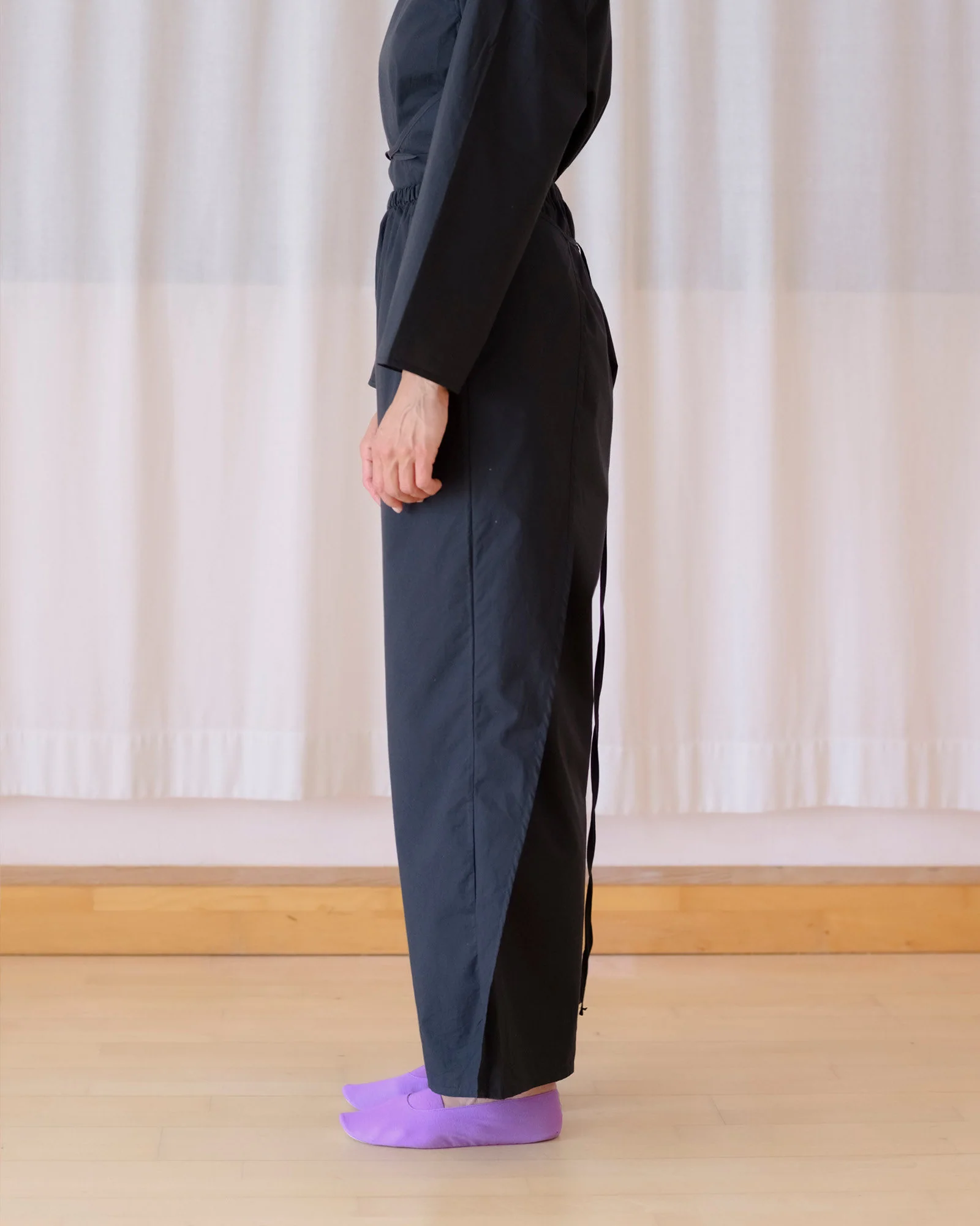BASERANGE SP26 Organic Cotton Plain Weave Drawstring Pants, France BAS-PADC-PO-SP26-Black - Image 9