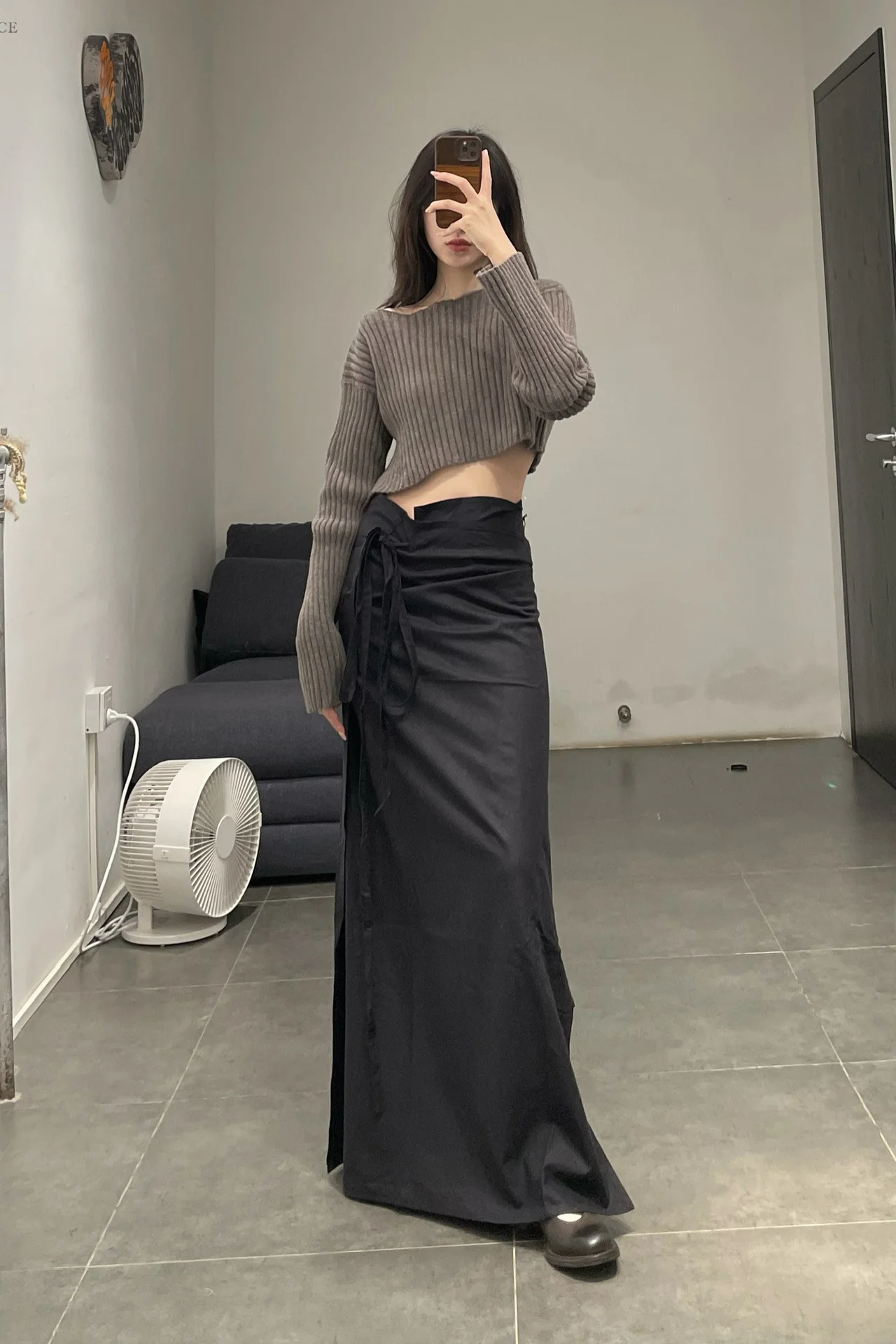 BASERANGE wrap skirt SKVE-WS-AU23 black - Image 10