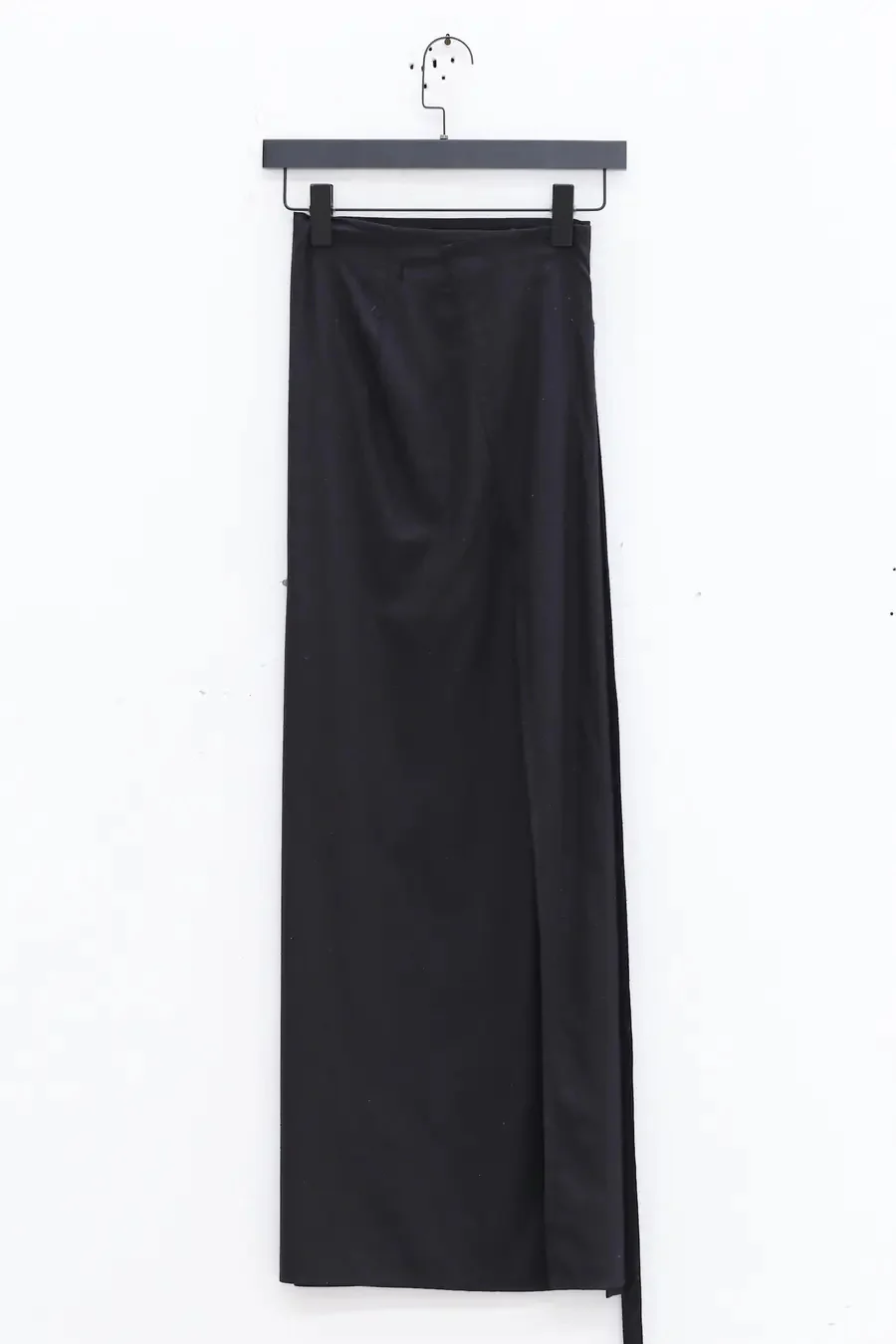BASERANGE wrap skirt SKVE-WS-AU23 black - Image 4