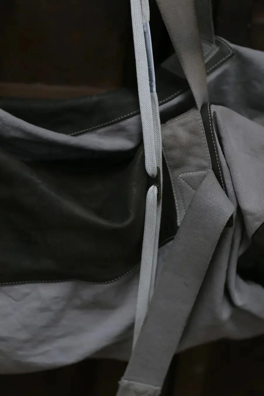 BORIS BIDJAN SABERI horsehide bag 23AW INFANTERY BAG FSA10003+FMM20036 oak black - Image 4