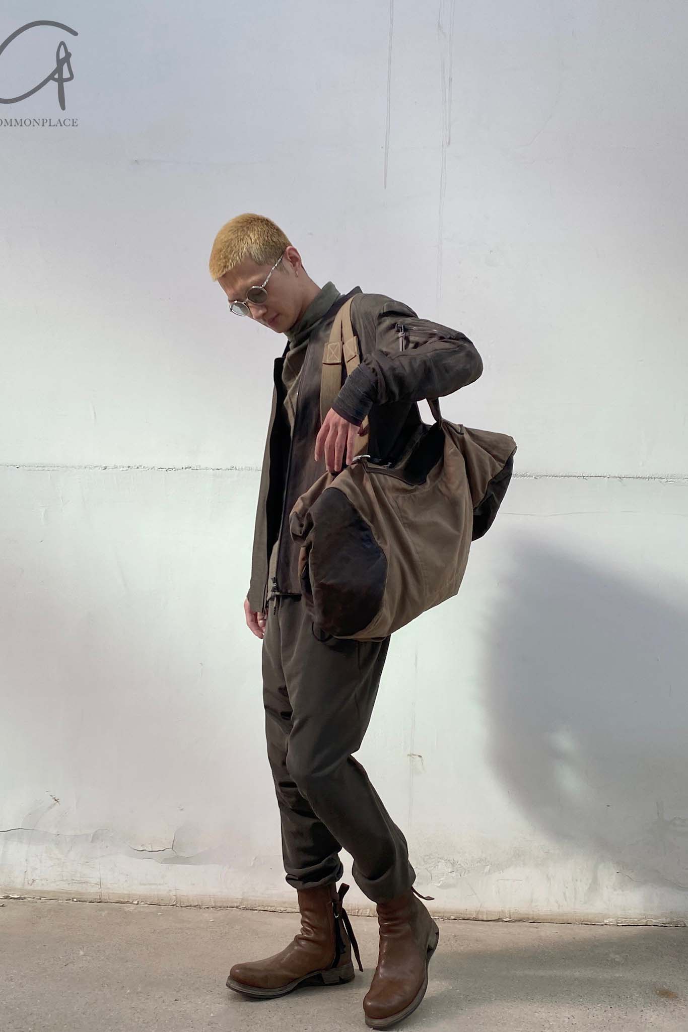 BORIS BIDJAN SABERI Leather and linen stitching travel bag INFANTERY BAG1 F1944+FMM20036 - Image 12