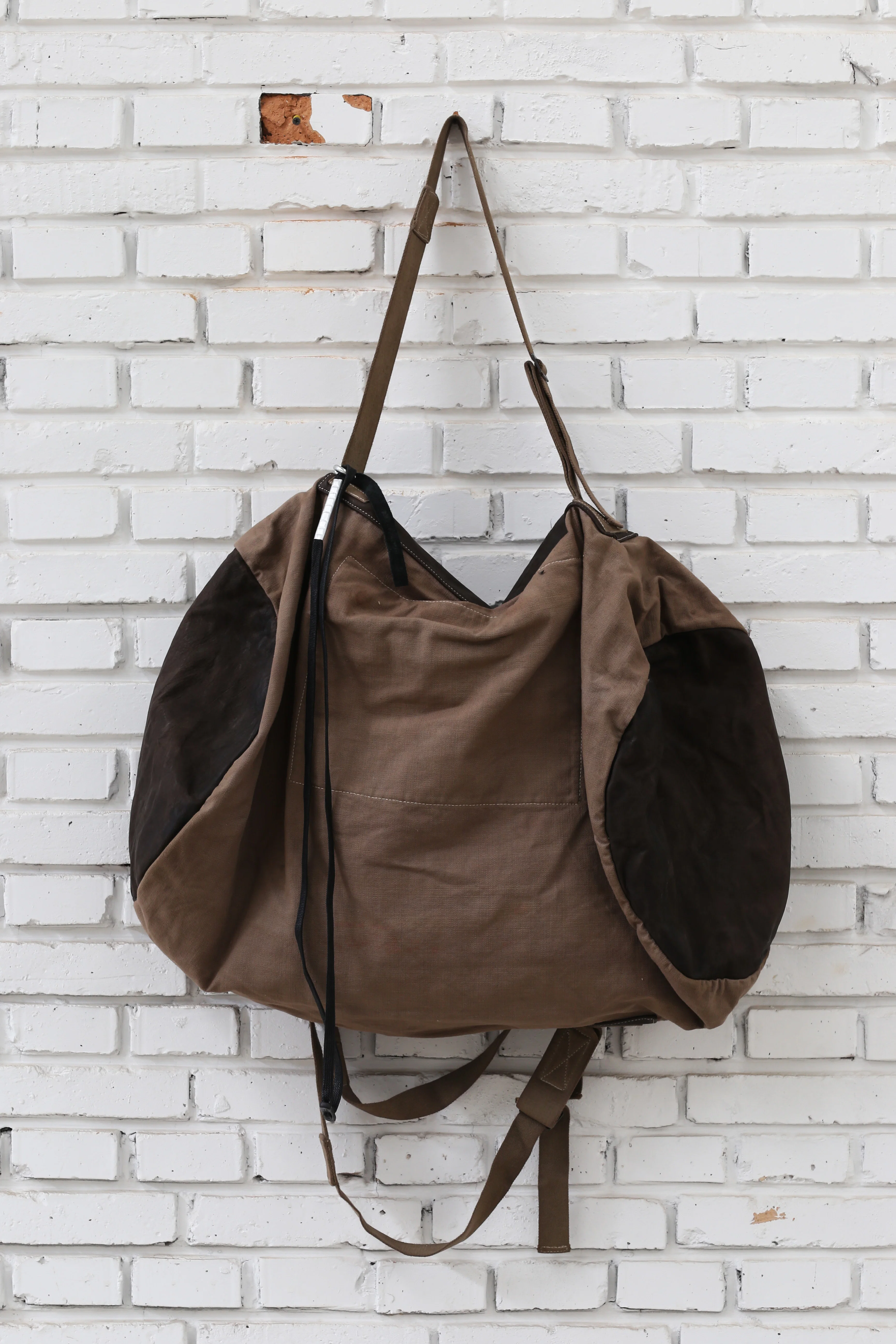 BORIS BIDJAN SABERI Leather and linen stitching travel bag INFANTERY BAG1 F1944+FMM20036 - Image 5