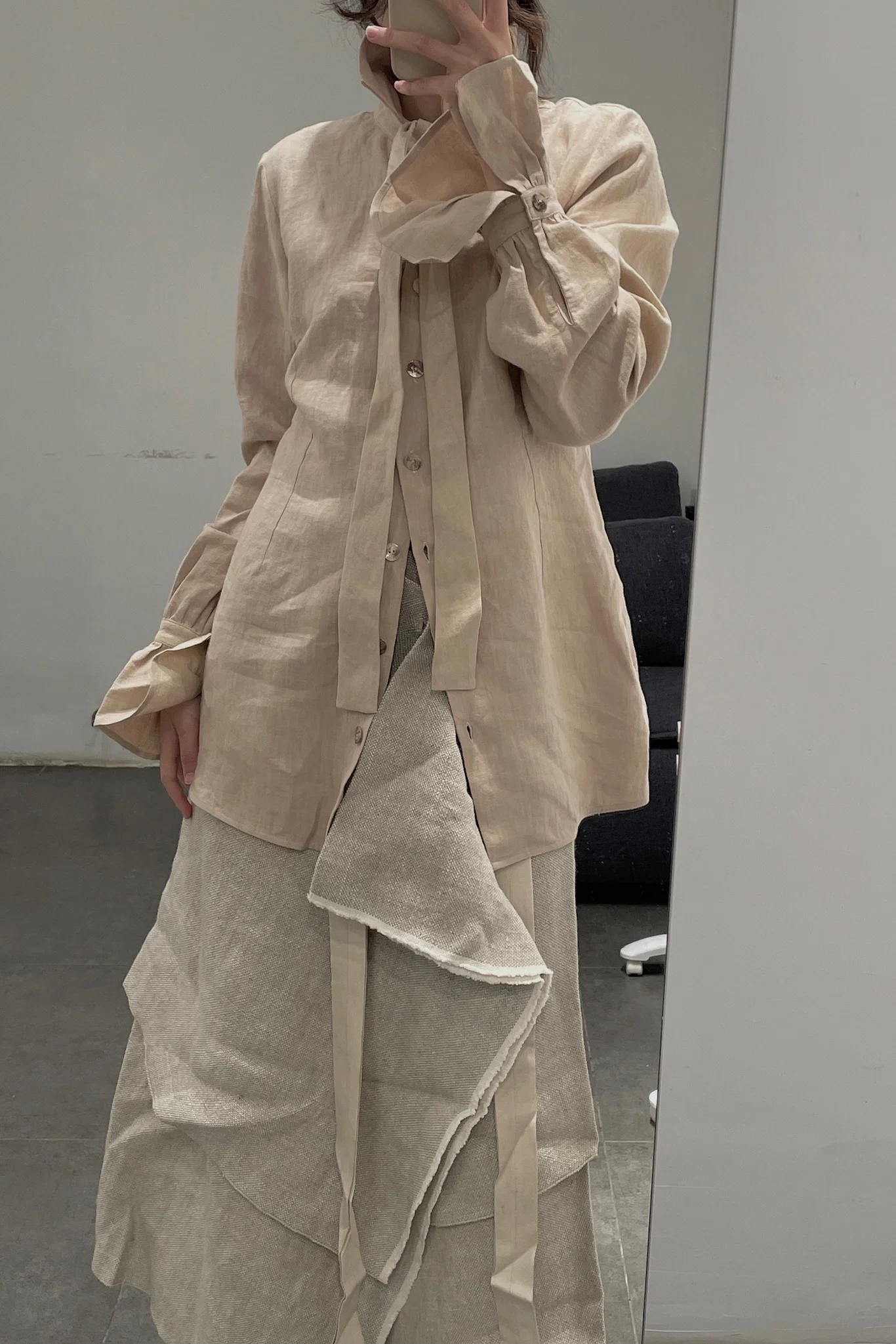 Cherevichkiotvichki tie-front dyed shirt collection with slightly gathered cuffs CHE-50AW16-XING apricot (94AW18) - Image 12