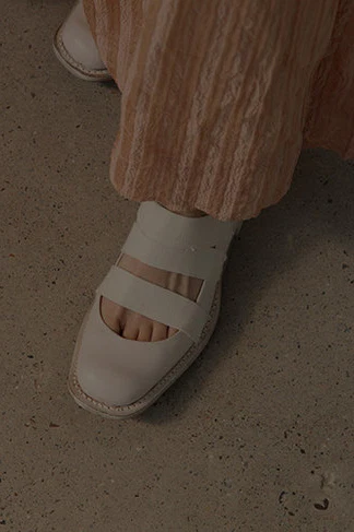 Cherevichkiotvichki 04 series cowhide elastic square sandals handmade in England CHE-04SS18-BAI white 04SS18 - Image 7