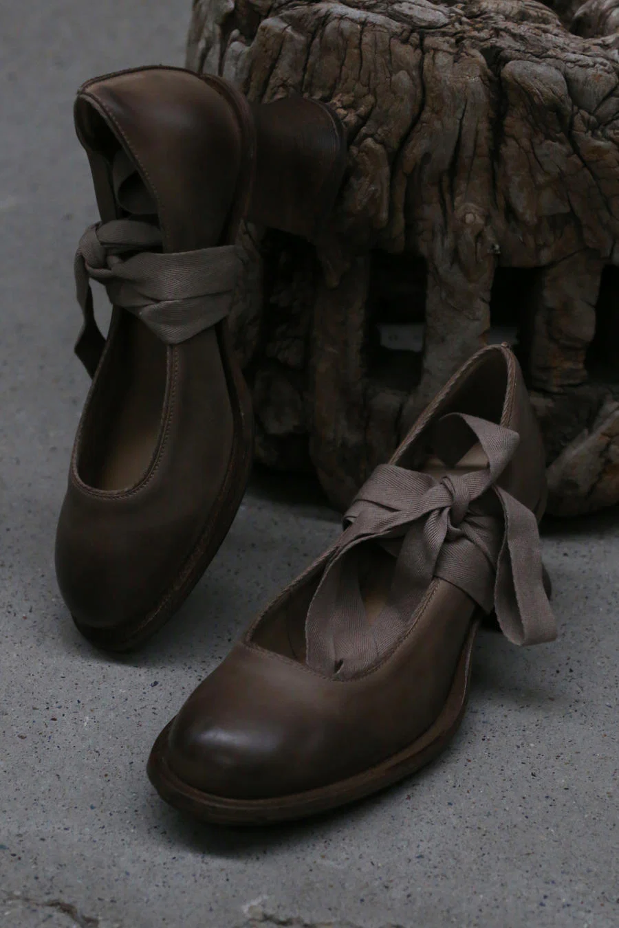 Cherevichkiotvichki mid-heel shoes with ribbon 11-2020 stone color - Image 6