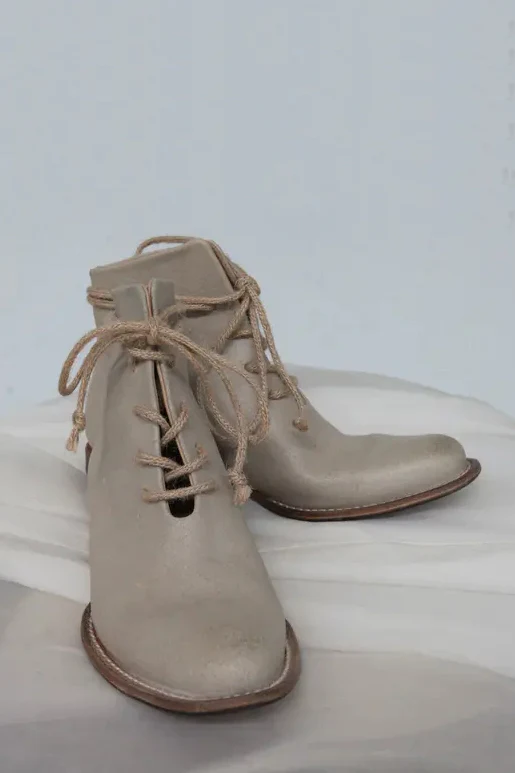 Cherevichkiotvichki pointed toe lace-up wedge-bottomed cowhide short boots UK CHE-15-2020-LBAI cold white - Image 2