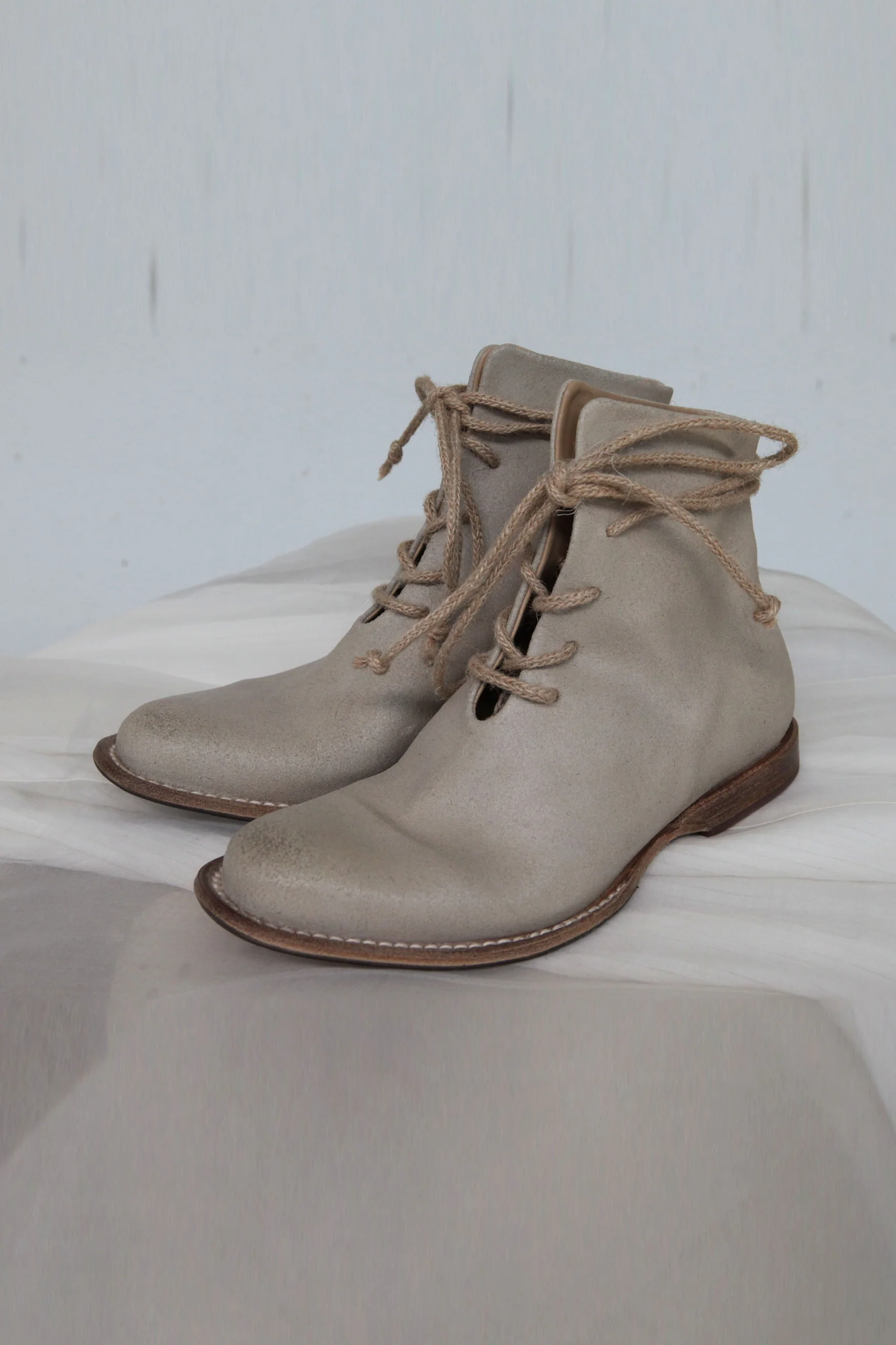 Cherevichkiotvichki pointed toe lace-up wedge-bottomed cowhide short boots UK CHE-15-2020-LBAI cold white - Image 4