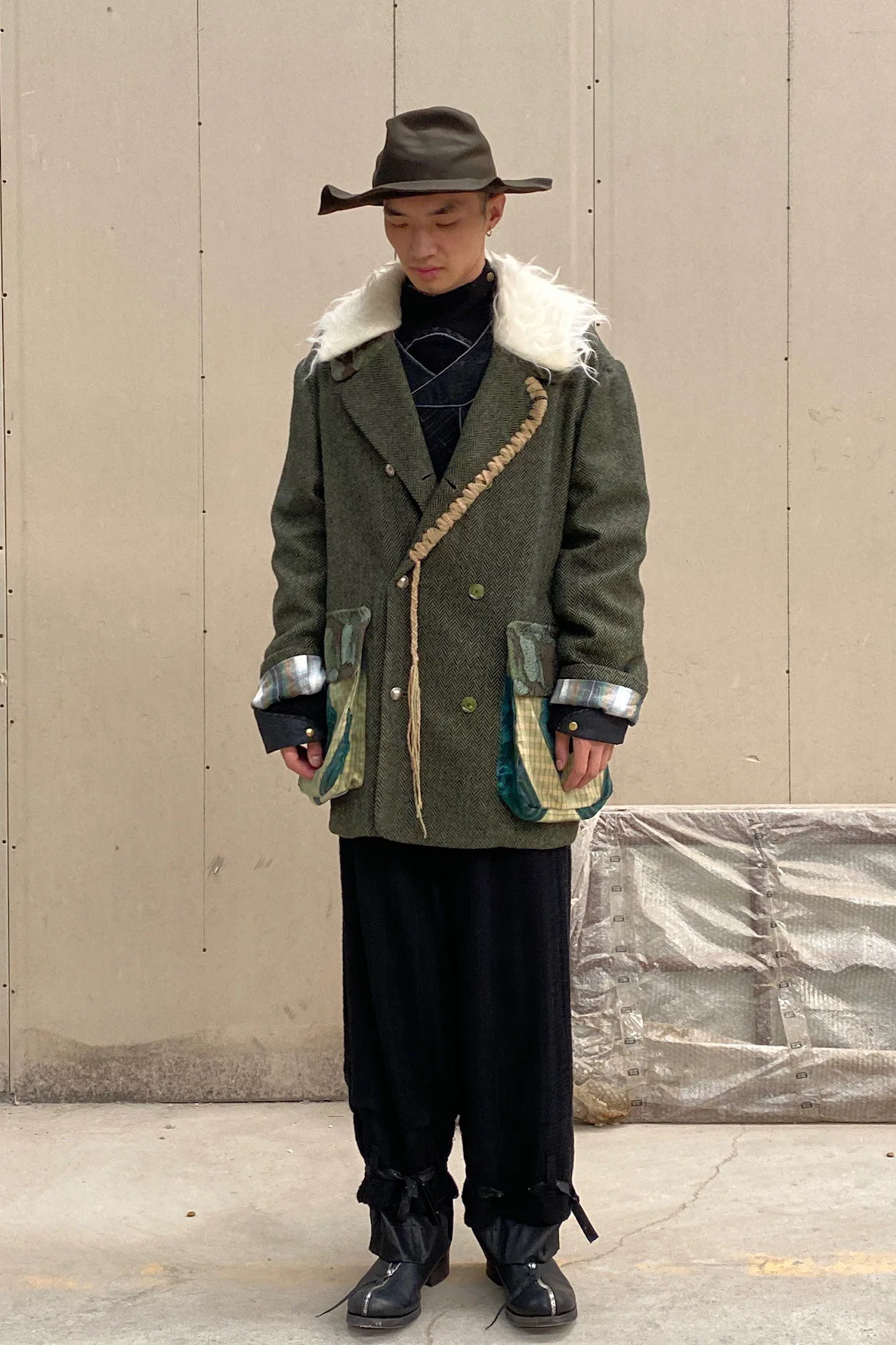 communs wool lapel coat AW21-M207O - Image 29