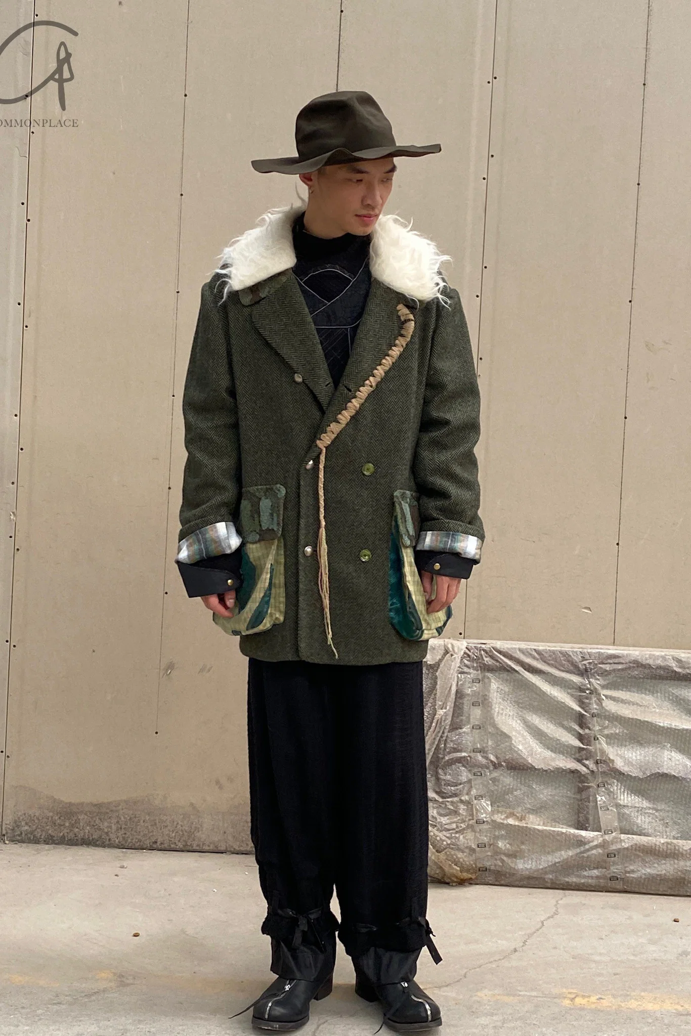 communs wool lapel coat AW21-M207O - Image 33