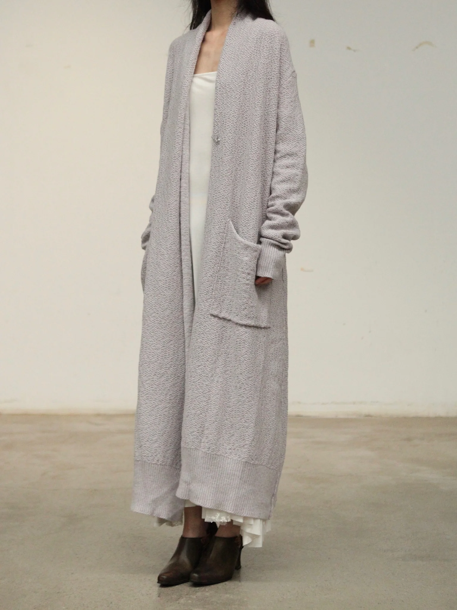 Daniel Andresen Fall/Winter 2025 Pure Cashmere Long Cardigan Knitwear, Belgium, DA-vitex-pearl rose - Image 5
