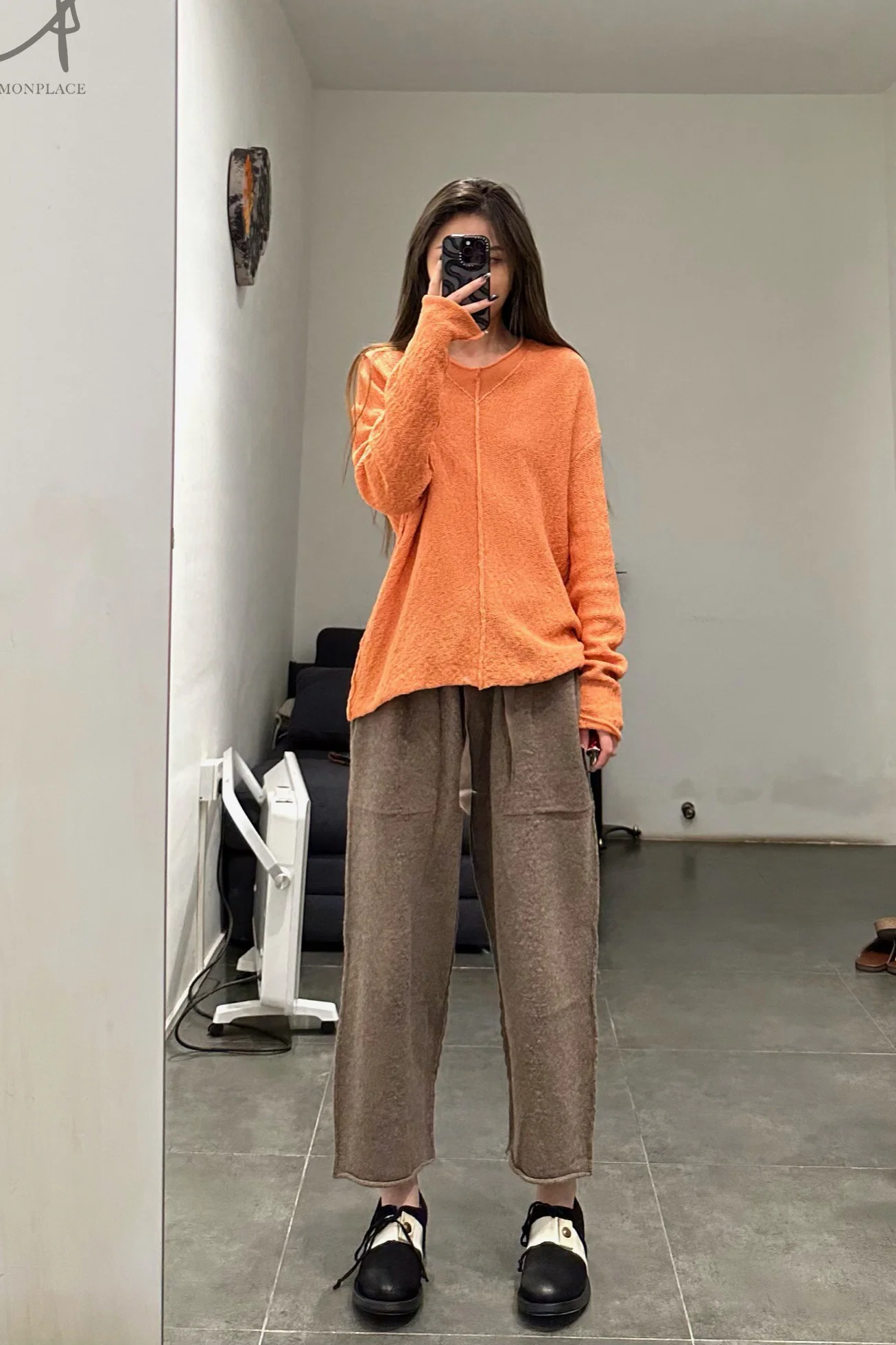 Daniel Andresen v-neck pullover CEDAR - Image 6