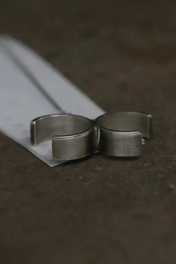 DEEPTI Silver Double Split Ring AR-017 - Image 3