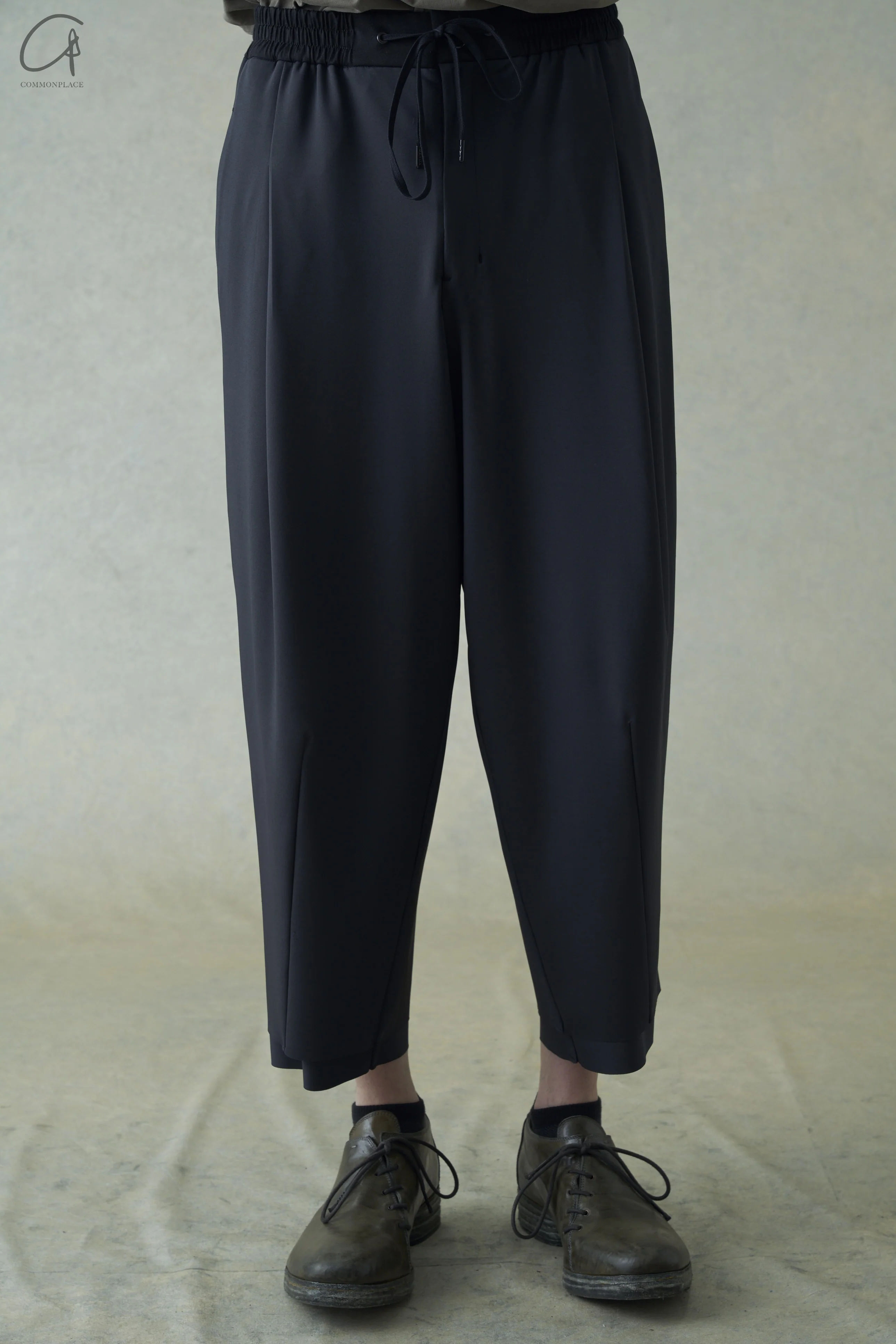 DEVOA 24 spring and summer draped pants PTI-TWHP graphite - Image 5