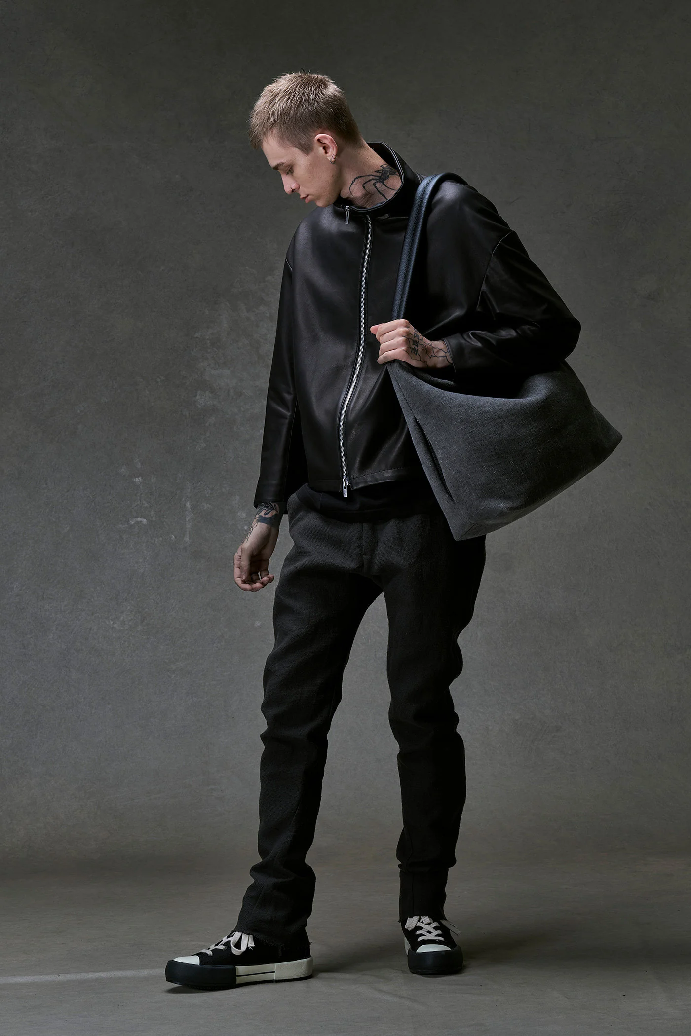 DEVOA 26SS Slim Fit Pants DVA-PTJ-SHNS-BLACK - Image 7