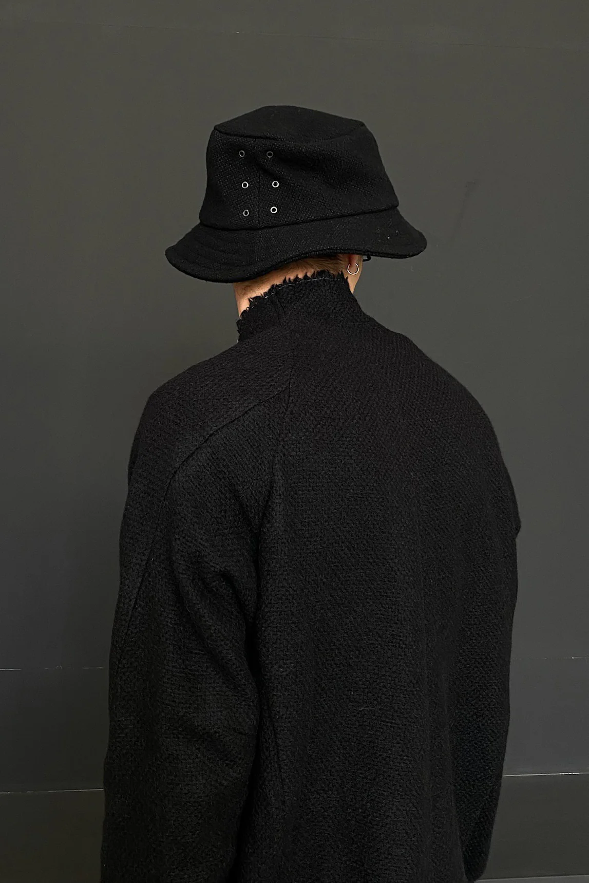 DEVOA Sweater JKN-MCG Black - Image 9