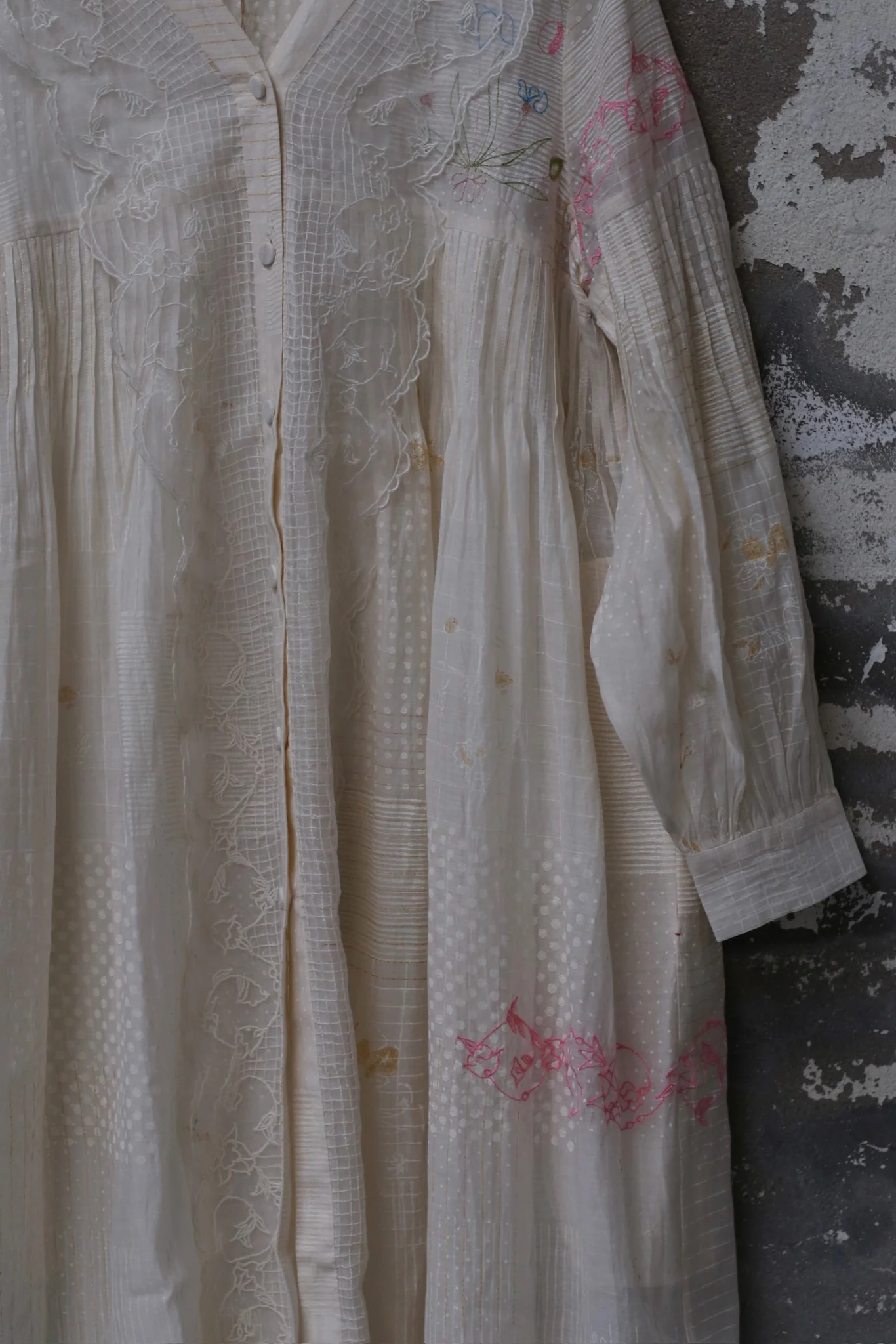 EKA 25 Spring/Summer Front Open Button Down V-Neck Dress EKA-SS/25/76/VIOLA-ECRU - Image 4