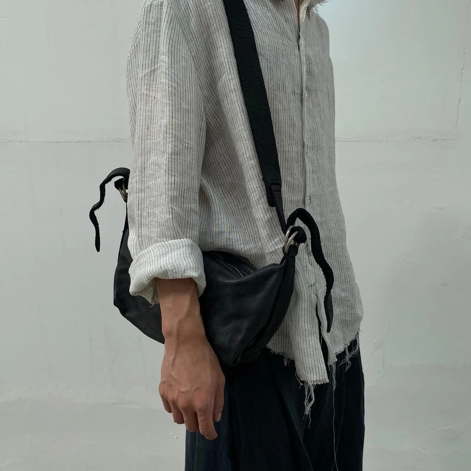 Guidi horse leather zipper waist bag Q150 Italian handmade GD-Q150-HEI black - Image 12