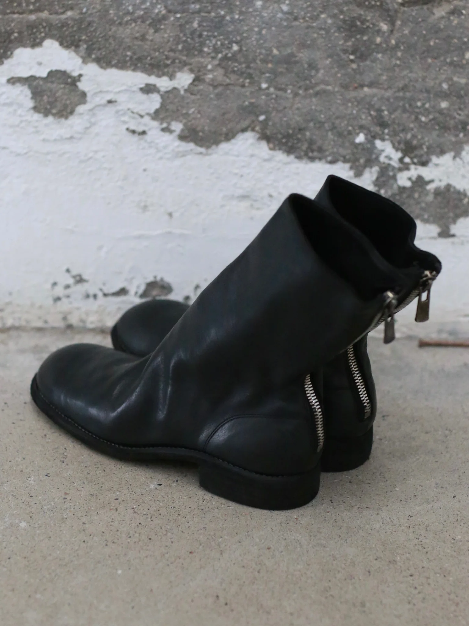 GUIDI Full Grain Horse Leather Mid-Calf Boots with Back Zipper - 988 Italian Craftsman GD-988-BLKT - Image 4