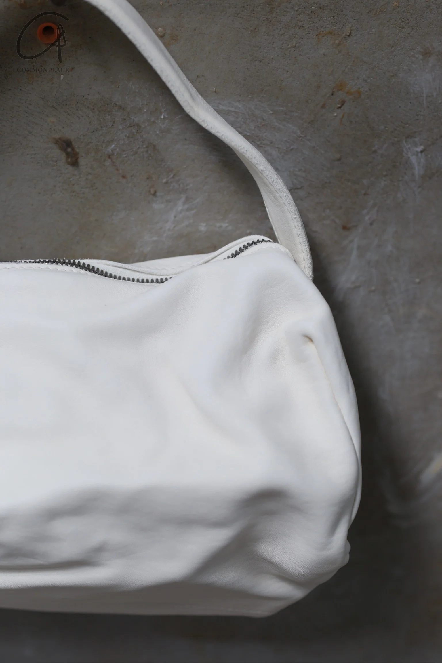 Guidi soft horse leather cube shoulder bag JAN3 series Italy handmade GD-JAN3-CO00T-F - Image 3