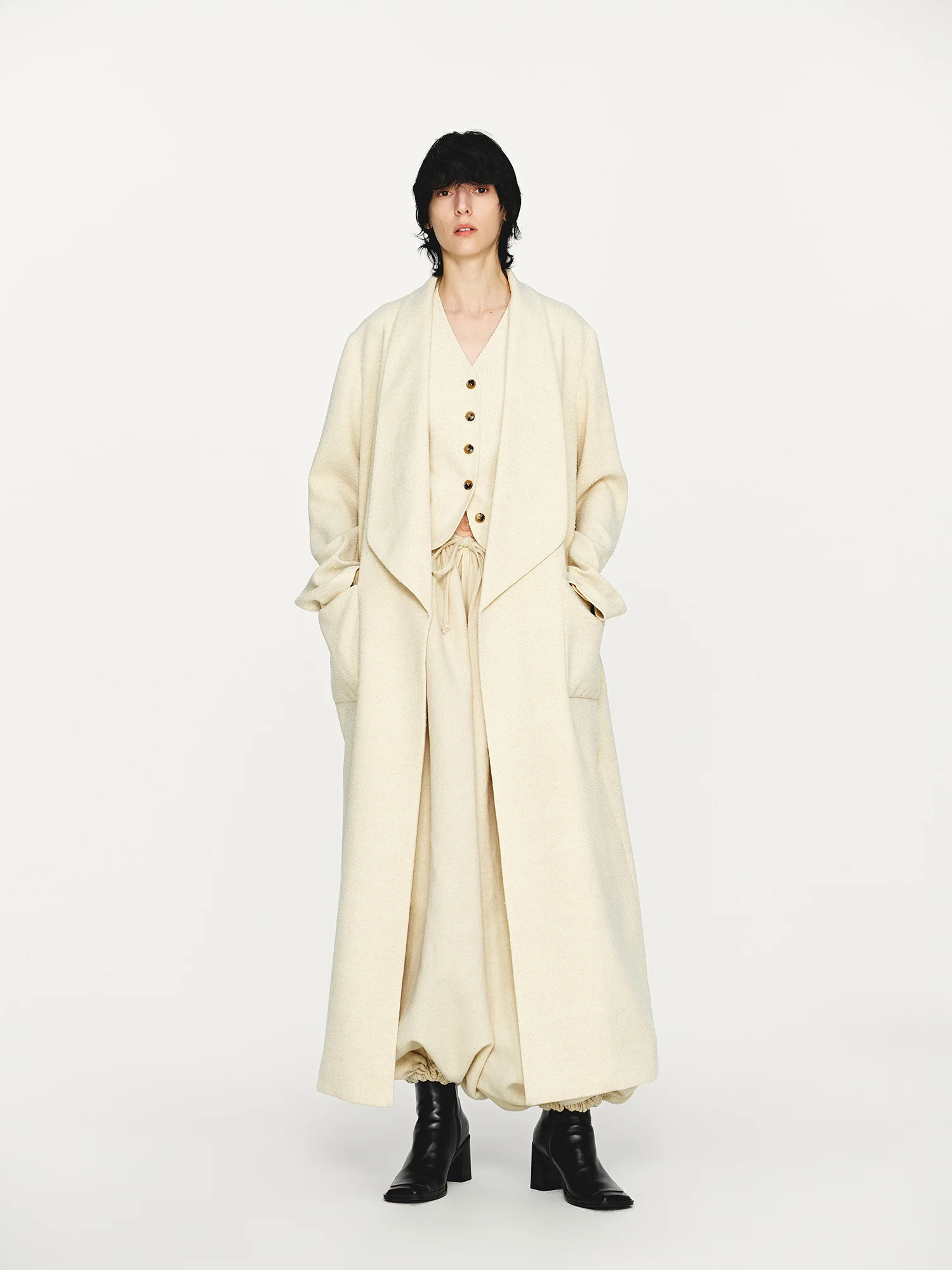 INTO THE EAST 2025 Autumn/Winter Ivory White Textured V-neck Vest/Lantern Pants ITE-E1DGAW100IY20VE-XYB Vest - Image 13