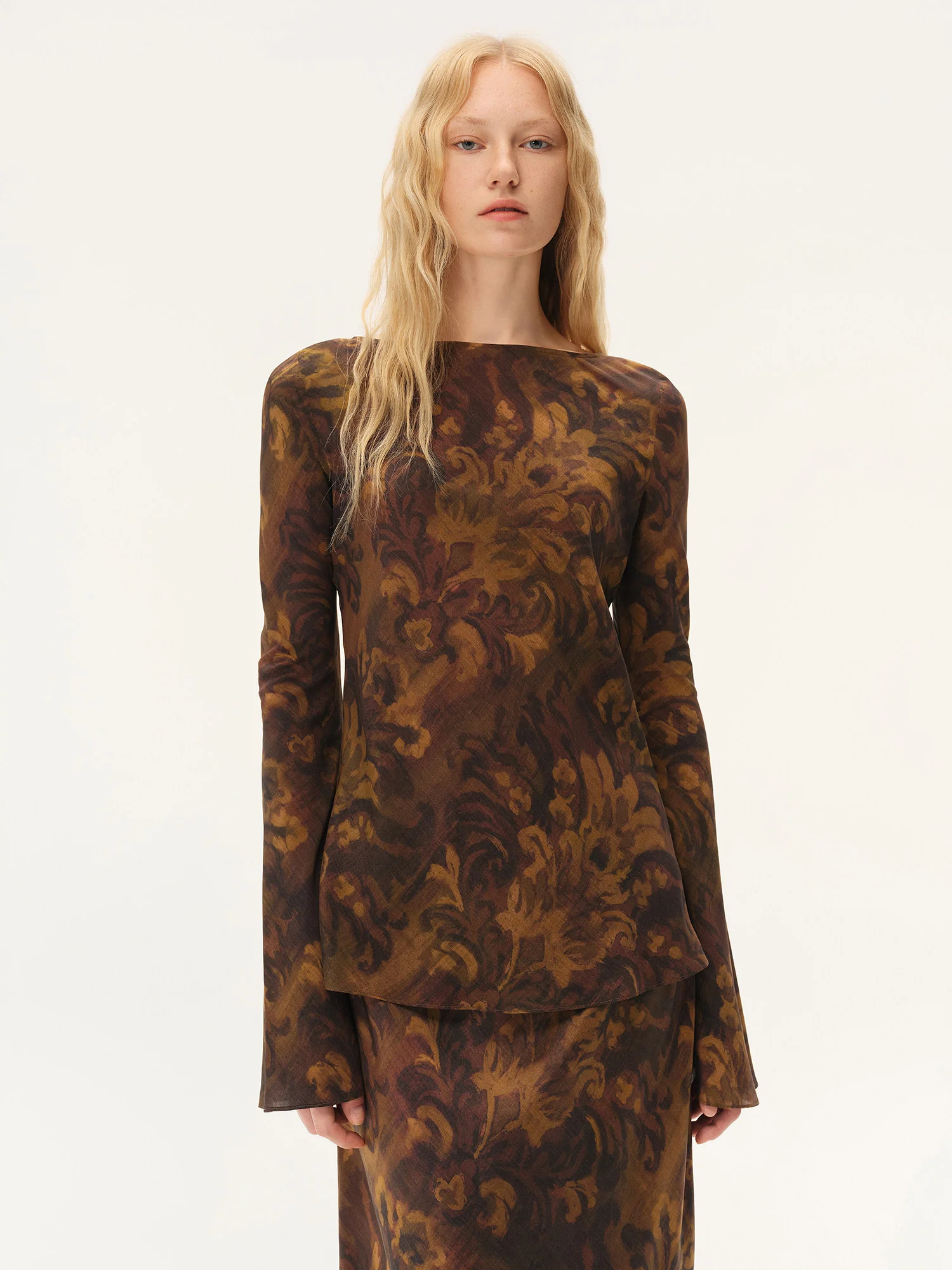 INTO THE EAST 2026 Spring/Summer Acanthus Oil Paint Long-Sleeved Top/Skirt ITE-E1JBSSTP21003-CZ Top - Image 11