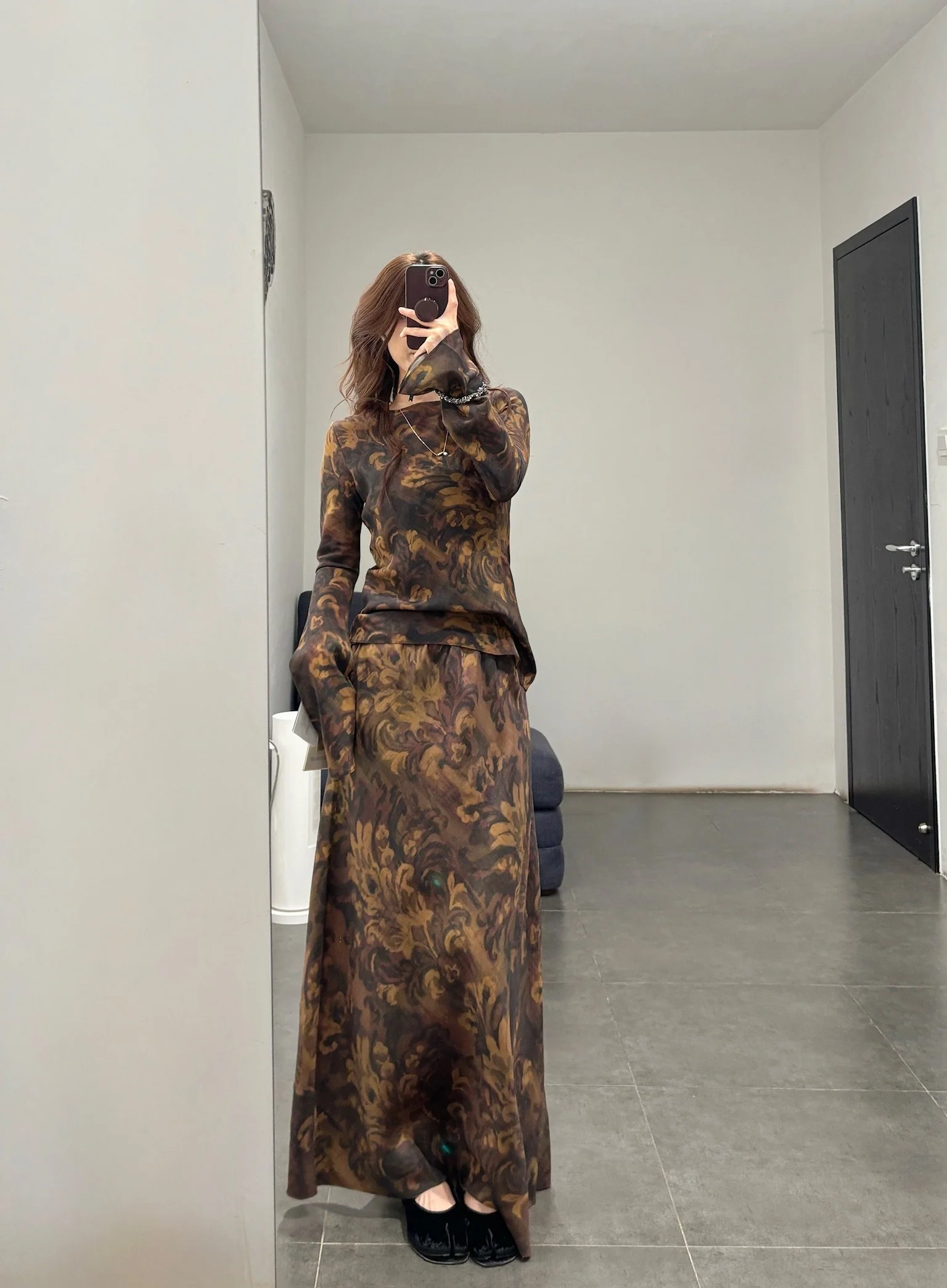 INTO THE EAST 2026 Spring/Summer Acanthus Oil Paint Long-Sleeved Top/Skirt ITE-E1JBSSTP21003-CZ Top - Image 20