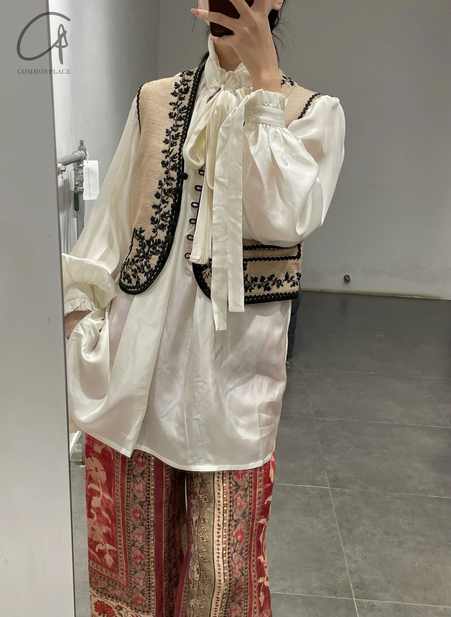 INTO THE EAST 24 Autumn and Winter Silk Lace-up Shirt ITE-E1YGAW007WT20SH-BAI White E1YGAW007WT20SH E1YGAW008KT21SH - Image 22