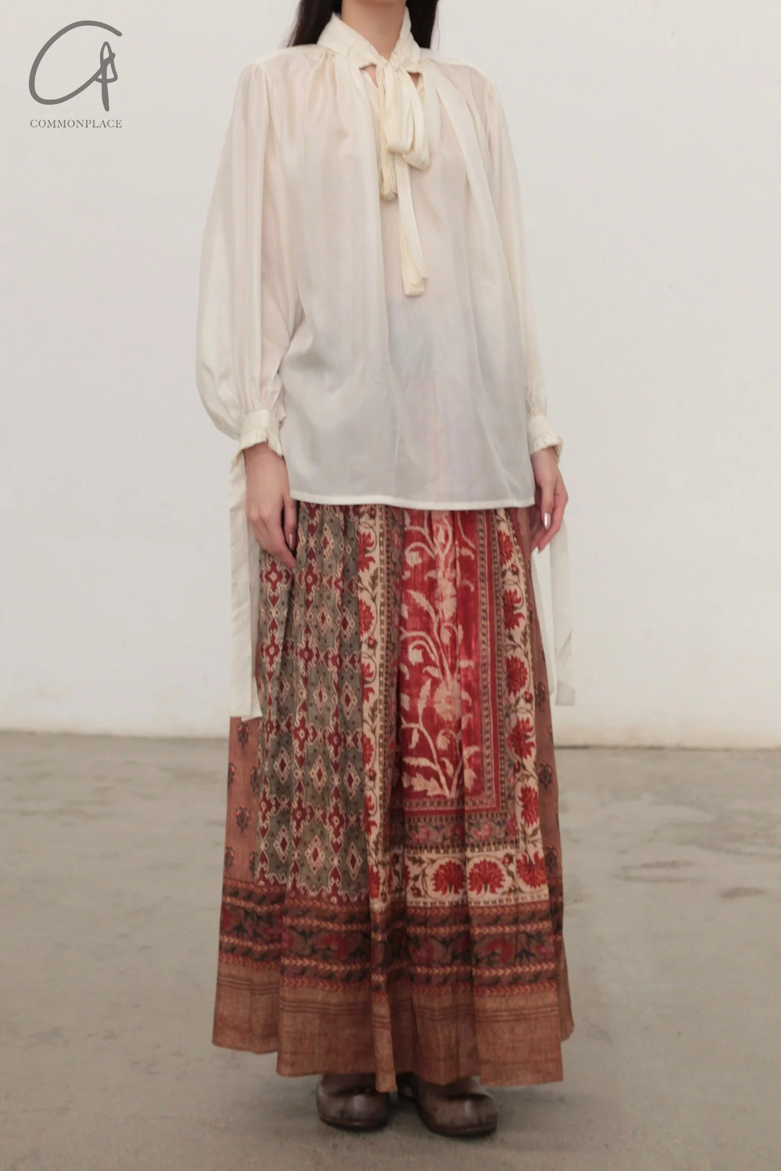 INTO THE EAST 24 Autumn and Winter Silk Lace-up Shirt ITE-E1YGAW007WT20SH-BAI White E1YGAW007WT20SH E1YGAW008KT21SH - Image 6