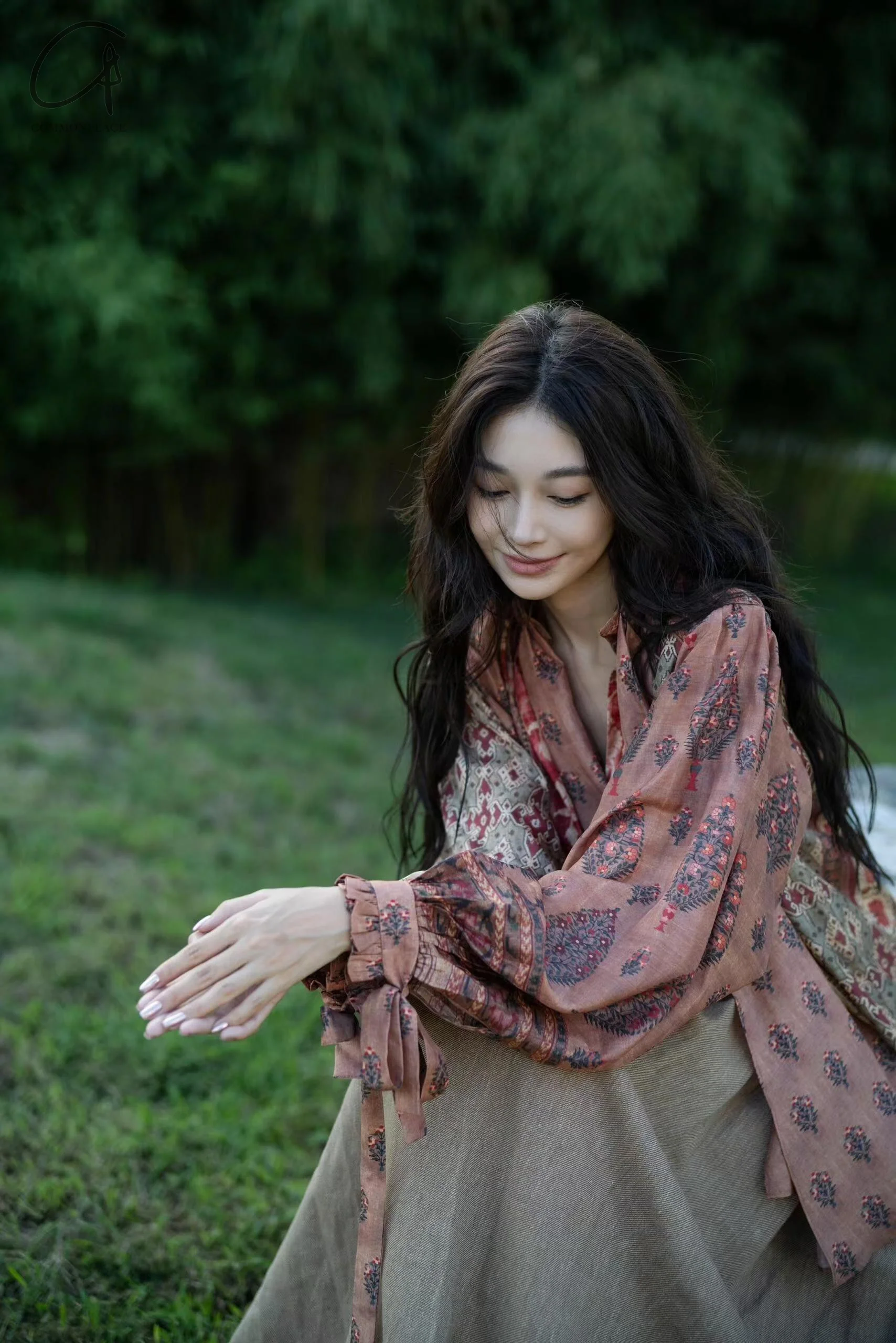 INTO THE EAST 24 Autumn and Winter Silk Print Lace-up Shirt ITE-E1YGAW002NCC21TP-YH Print - Image 27