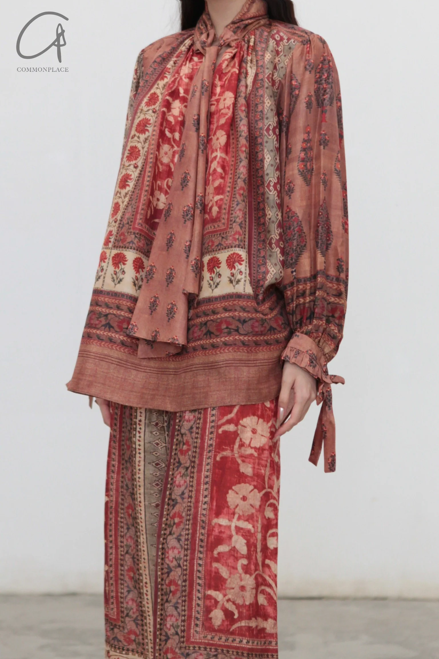 INTO THE EAST 24 Autumn and Winter Silk Print Lace-up Shirt ITE-E1YGAW002NCC21TP-YH Print - Image 3