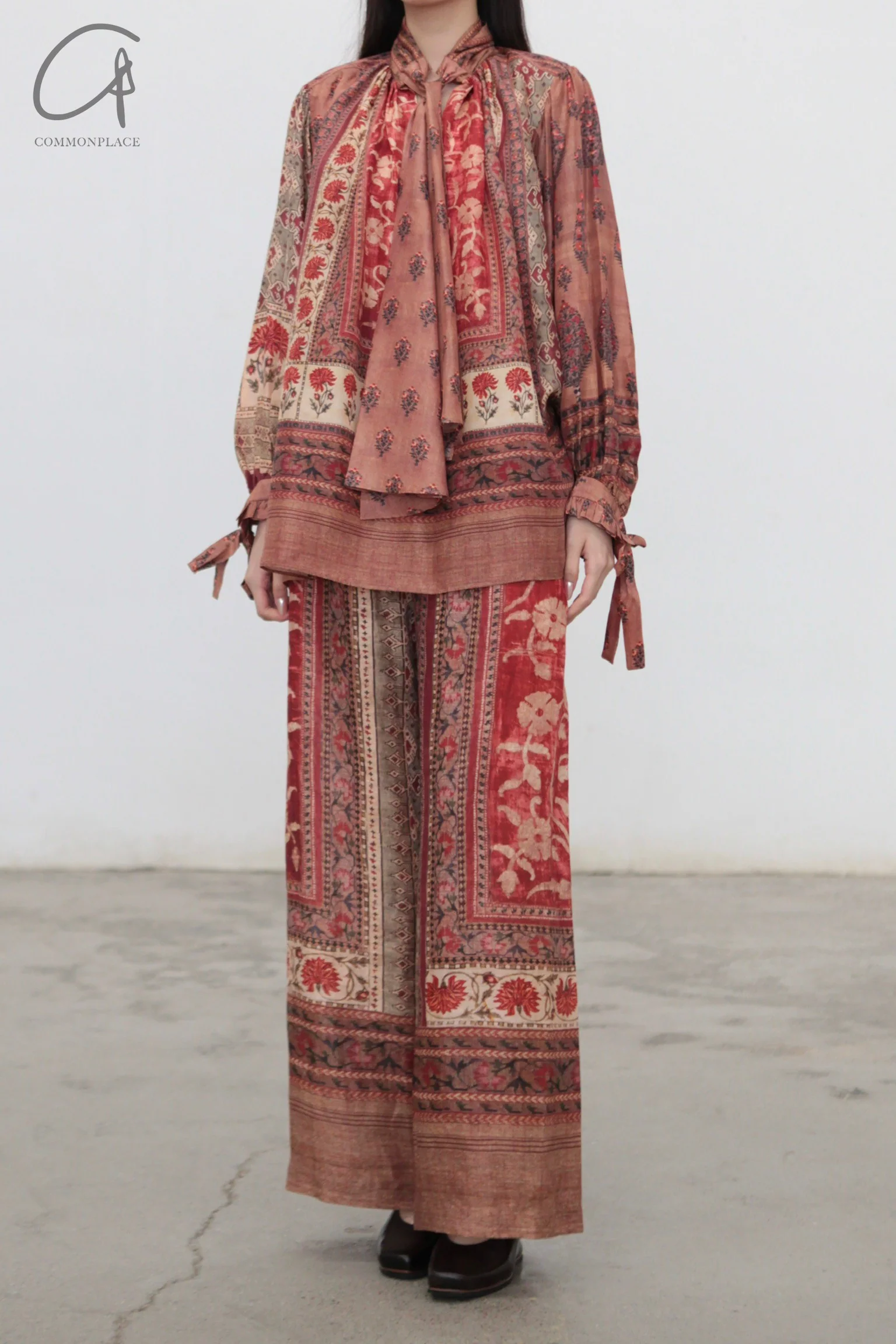 INTO THE EAST 24 Autumn and Winter Silk Print Lace-up Shirt ITE-E1YGAW002NCC21TP-YH Print - Image 5
