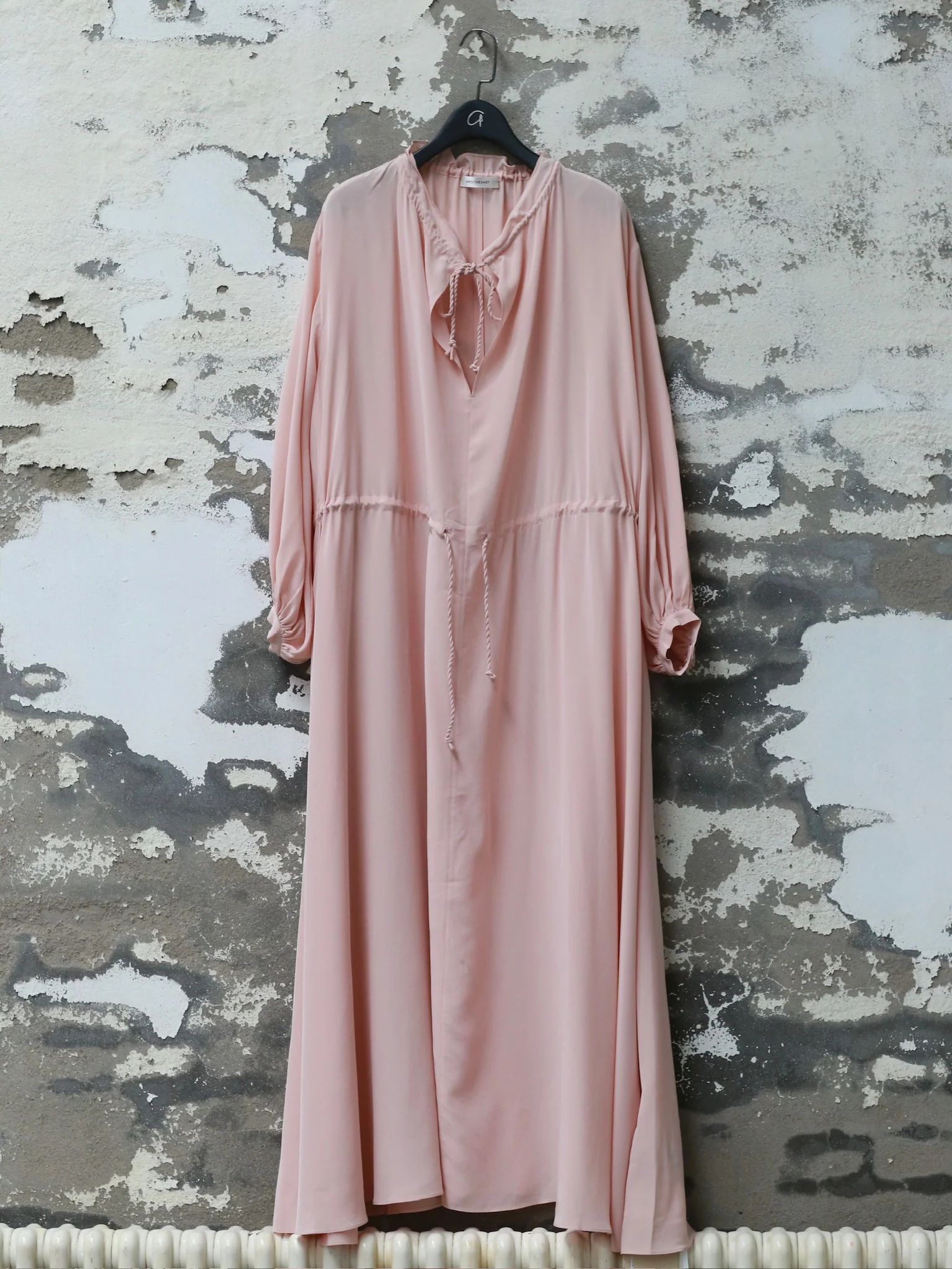 INTO THE EAST 25 Autumn and Winter Pink Lace Drawstring Collar Silk Dress ITE-E1DGAW023PK20DS-FEN Pink - Image 5