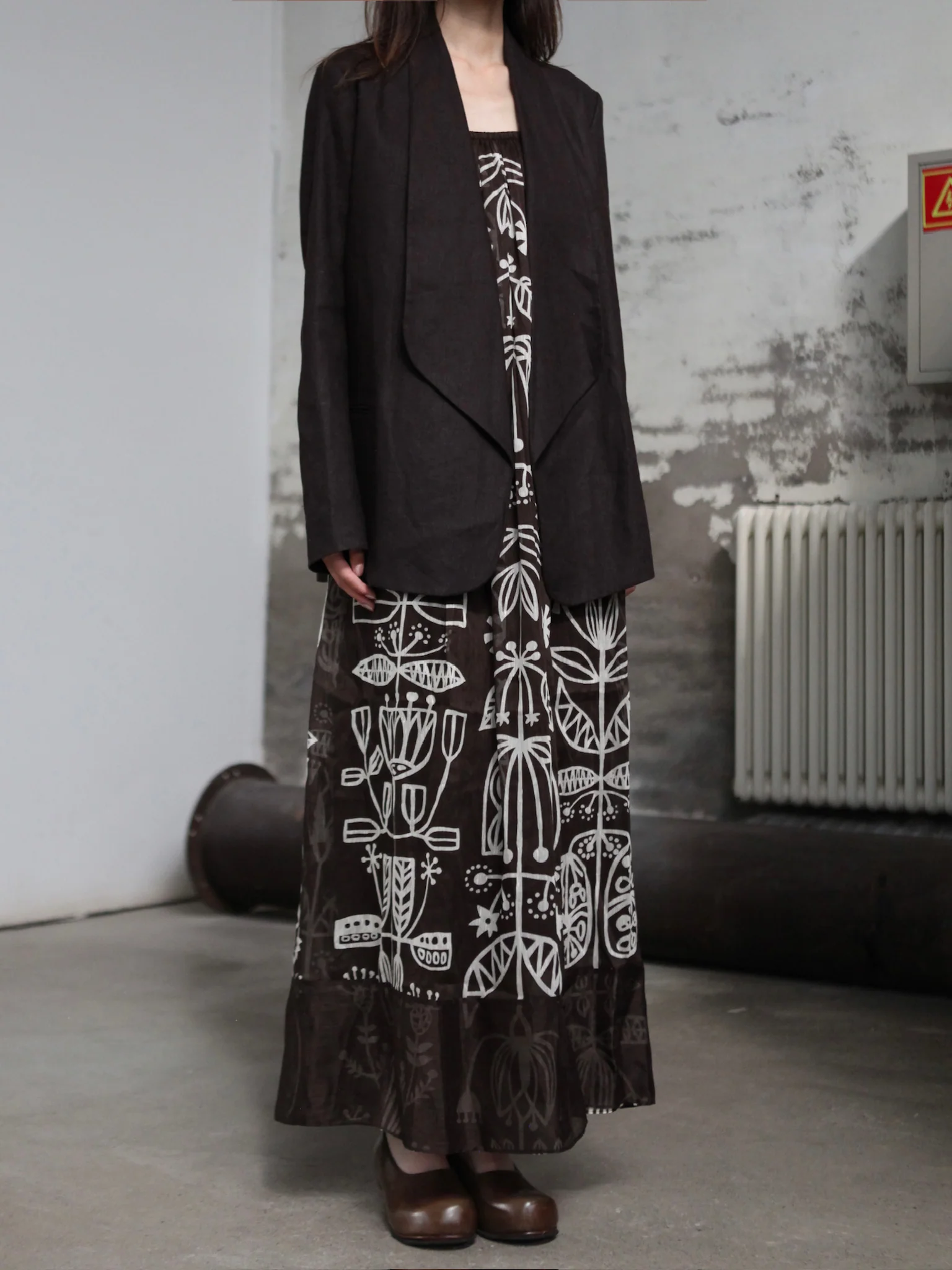 INTO THE EAST 25 Autumn and Winter Silk and Linen Totem Suspender Skirt ITE-E1DGSS012CF21DS-KA Brown - Image 5