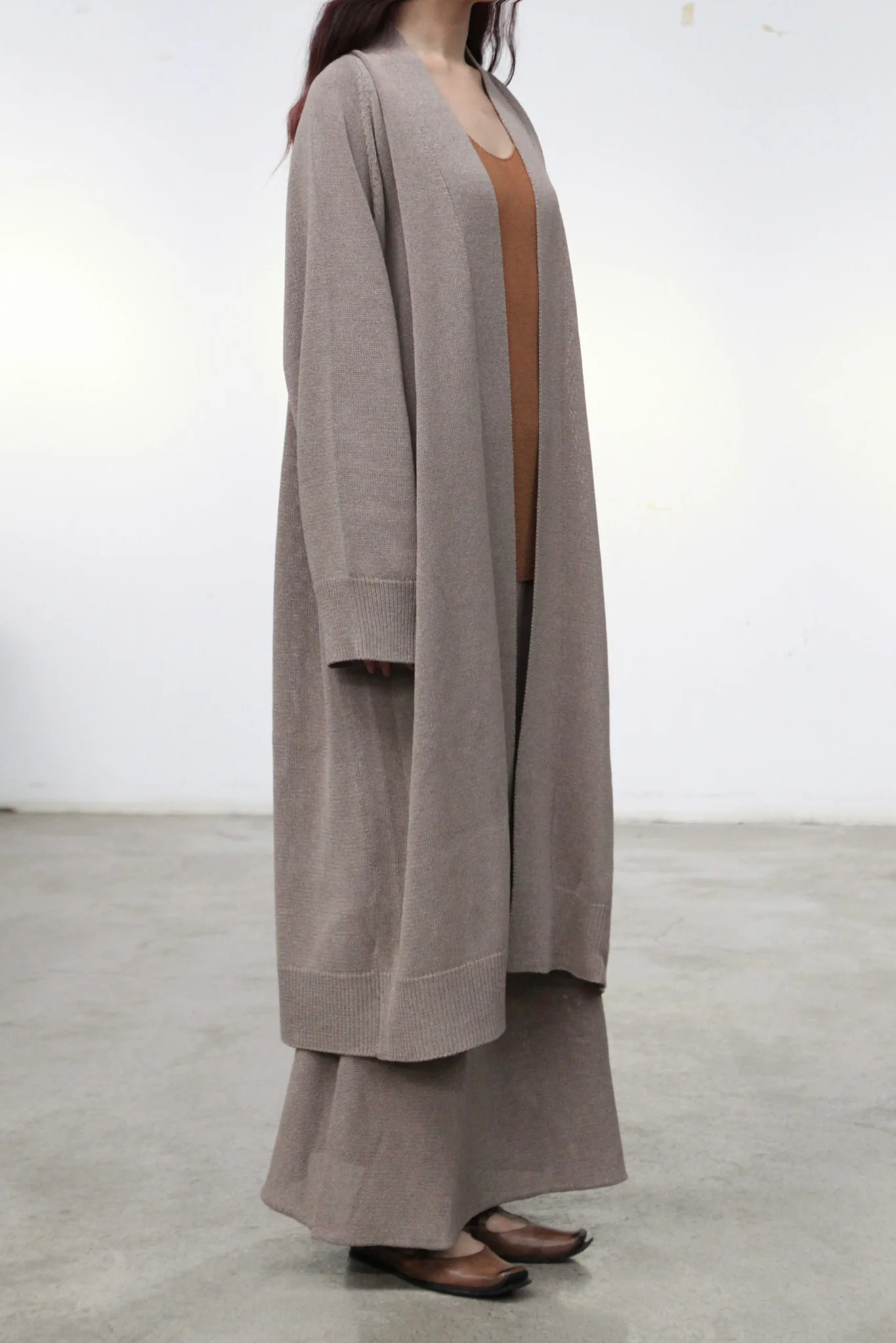 INTO THE EAST 25 Spring/Summer Khaki Gray Minimalist Knitted Long Cardigan ITE-E1DGSS010GY20KT-KQH Khaki Gray - Image 2