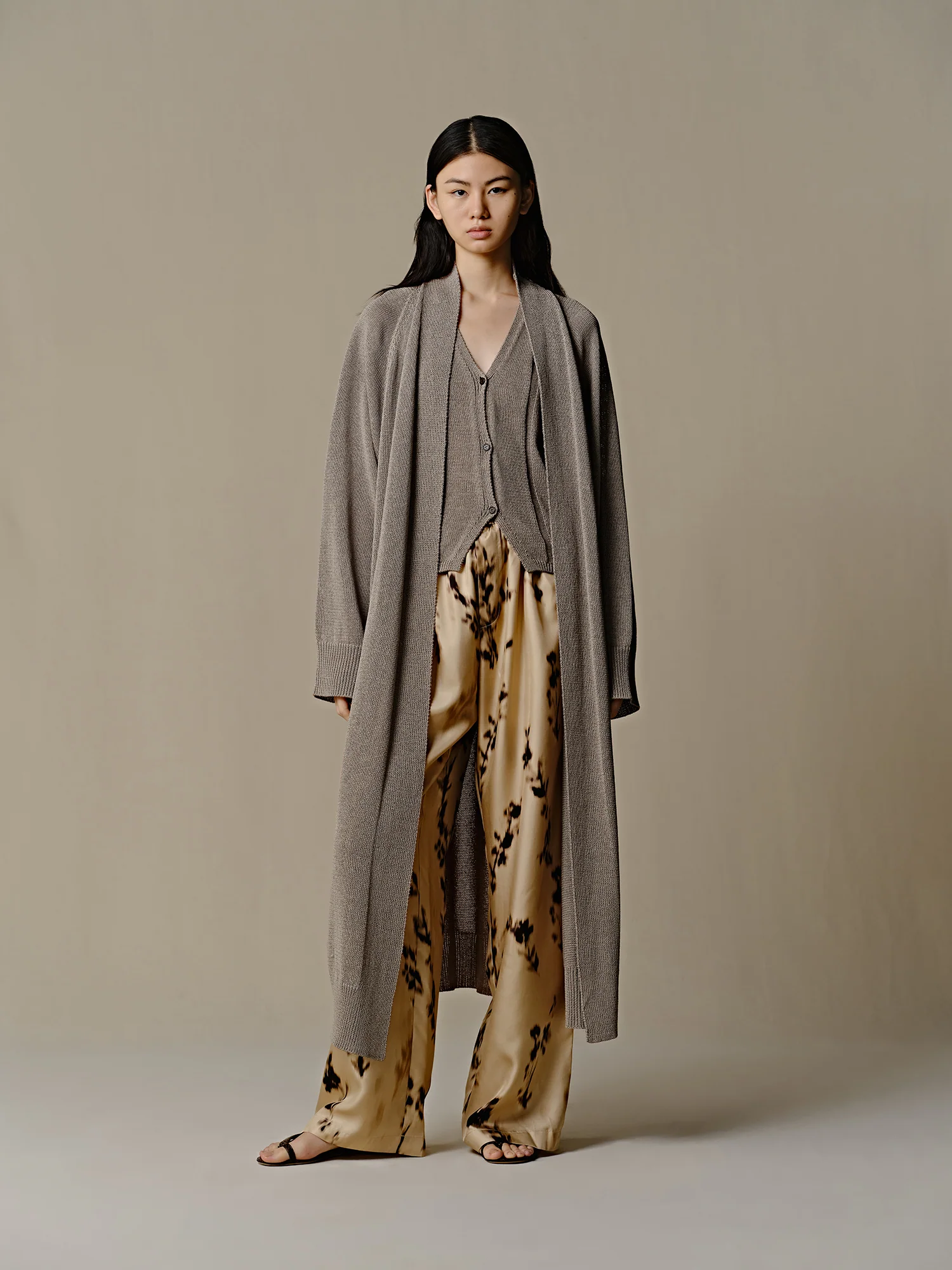 INTO THE EAST 25 Spring/Summer Khaki Gray Minimalist Knitted Long Cardigan ITE-E1DGSS010GY20KT-KQH Khaki Gray - Image 9
