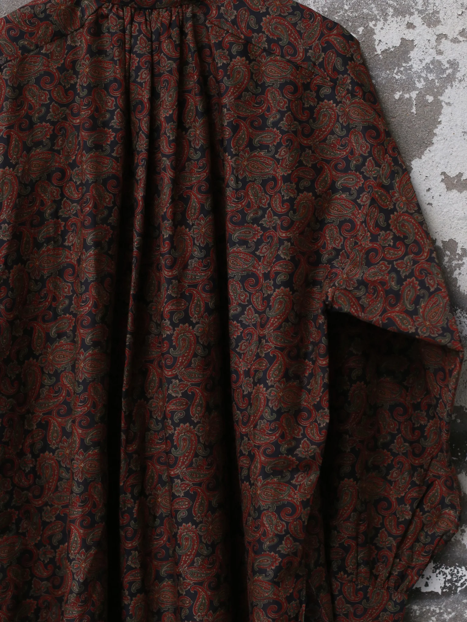 INTO THE EAST Dark Brown Paisley Round Neck Silk Cotton Top Shirt ITE-E1DGSC006NCC21TP-HUA Color - Image 3