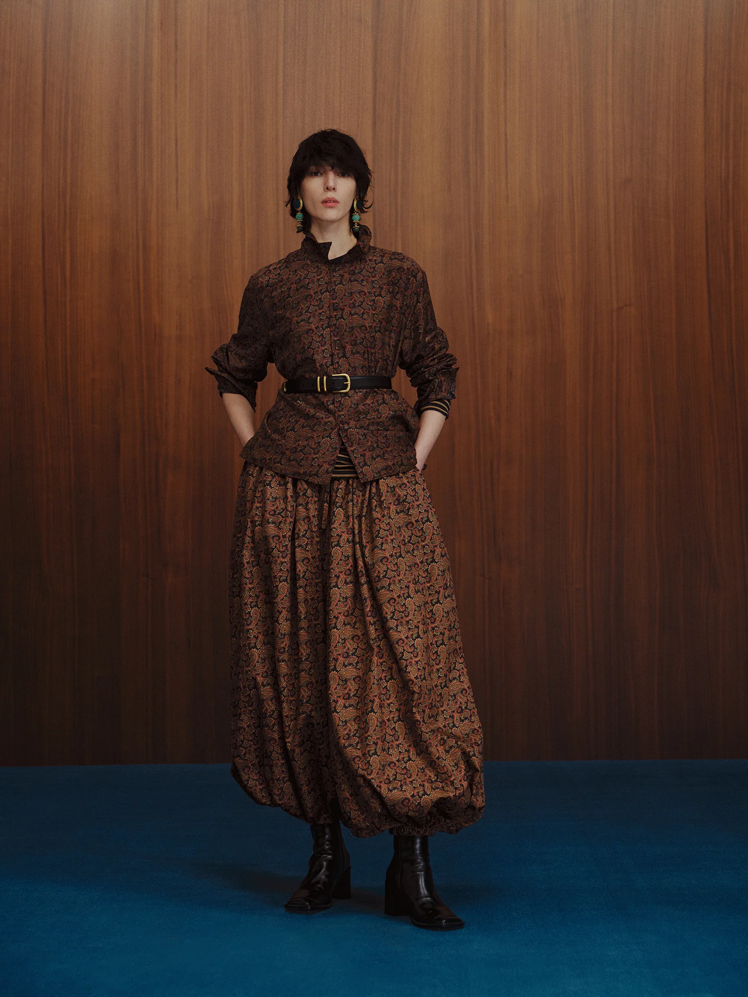 INTO THE EAST Dark Brown Paisley Silk Shorts Casual Pants ITE-E1DGSC011NCC21PT-HUA Color - Image 9