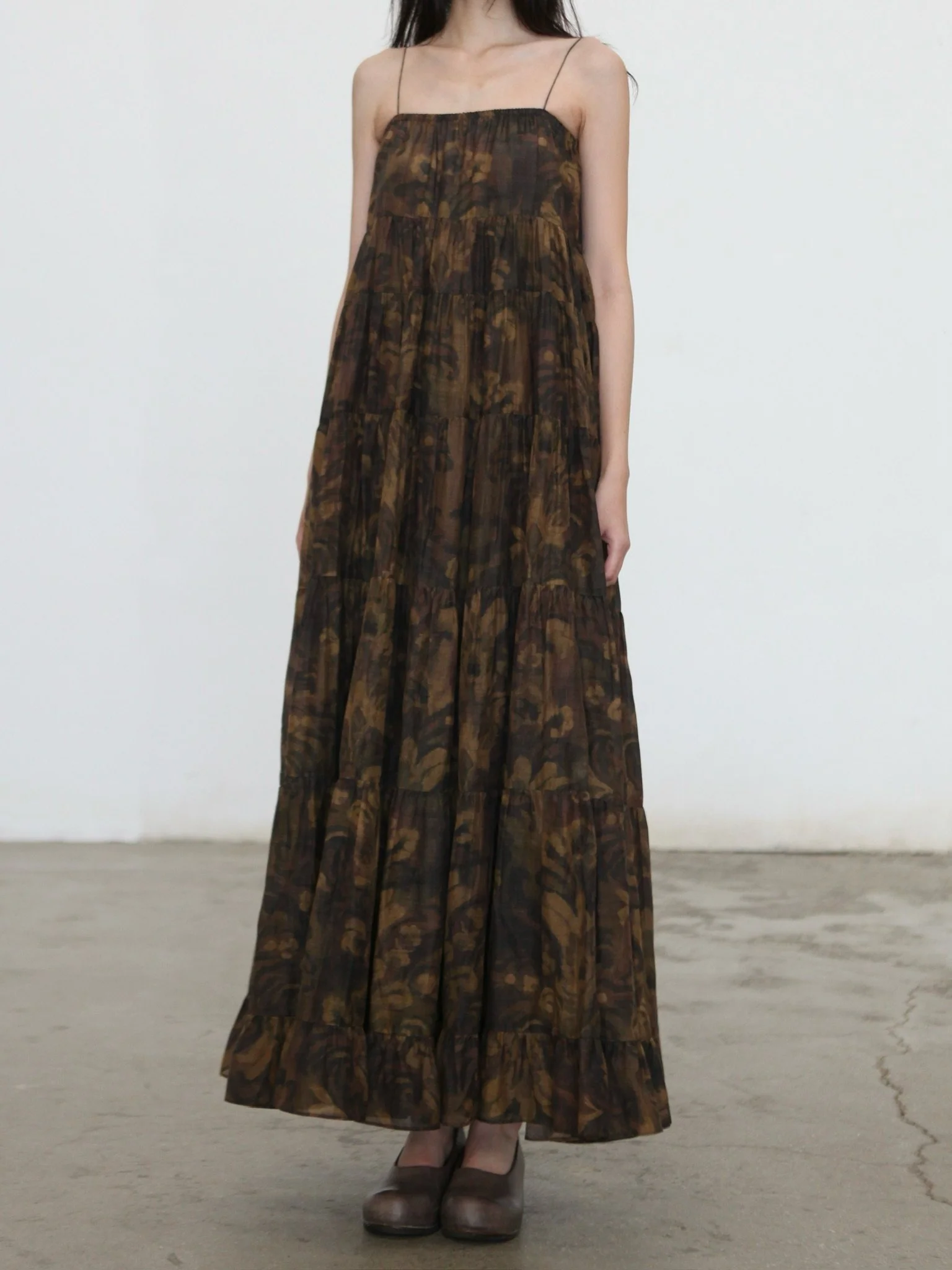 INTO THE EAST Spring/Summer 2026: Acanthus Oil Paint Layered Slip Dress ITE-E1JBSSDS21004BR-CZ (Tea Brown) - Image 3