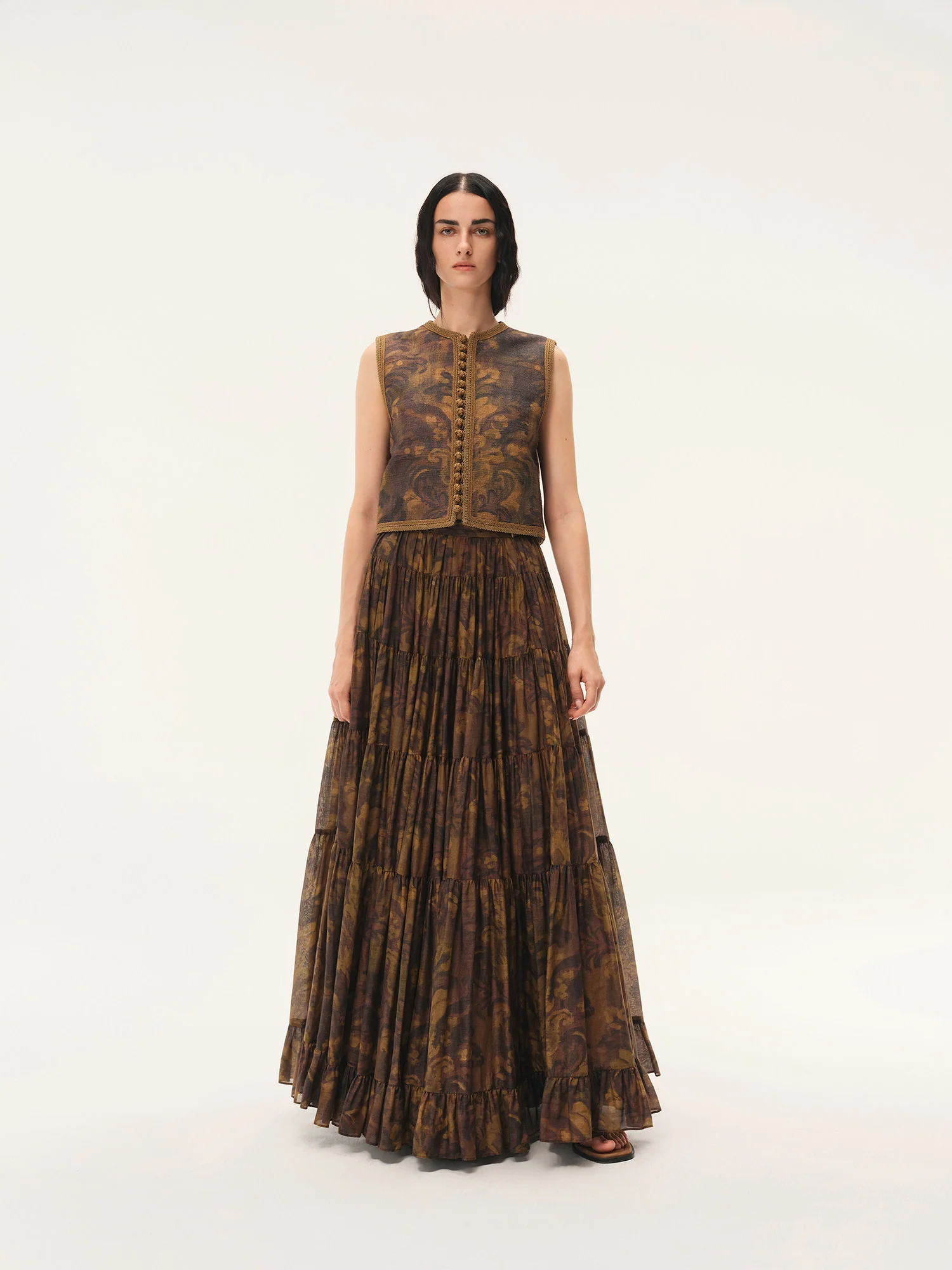 INTO THE EAST Spring/Summer 2026: Acanthus Oil Painted Vest with Chinese Fold Buttons/Multi-Layer Skirt ITE-E1JBSSVE21001-CZ Vest (E1JBSSSK21003) - Image 8