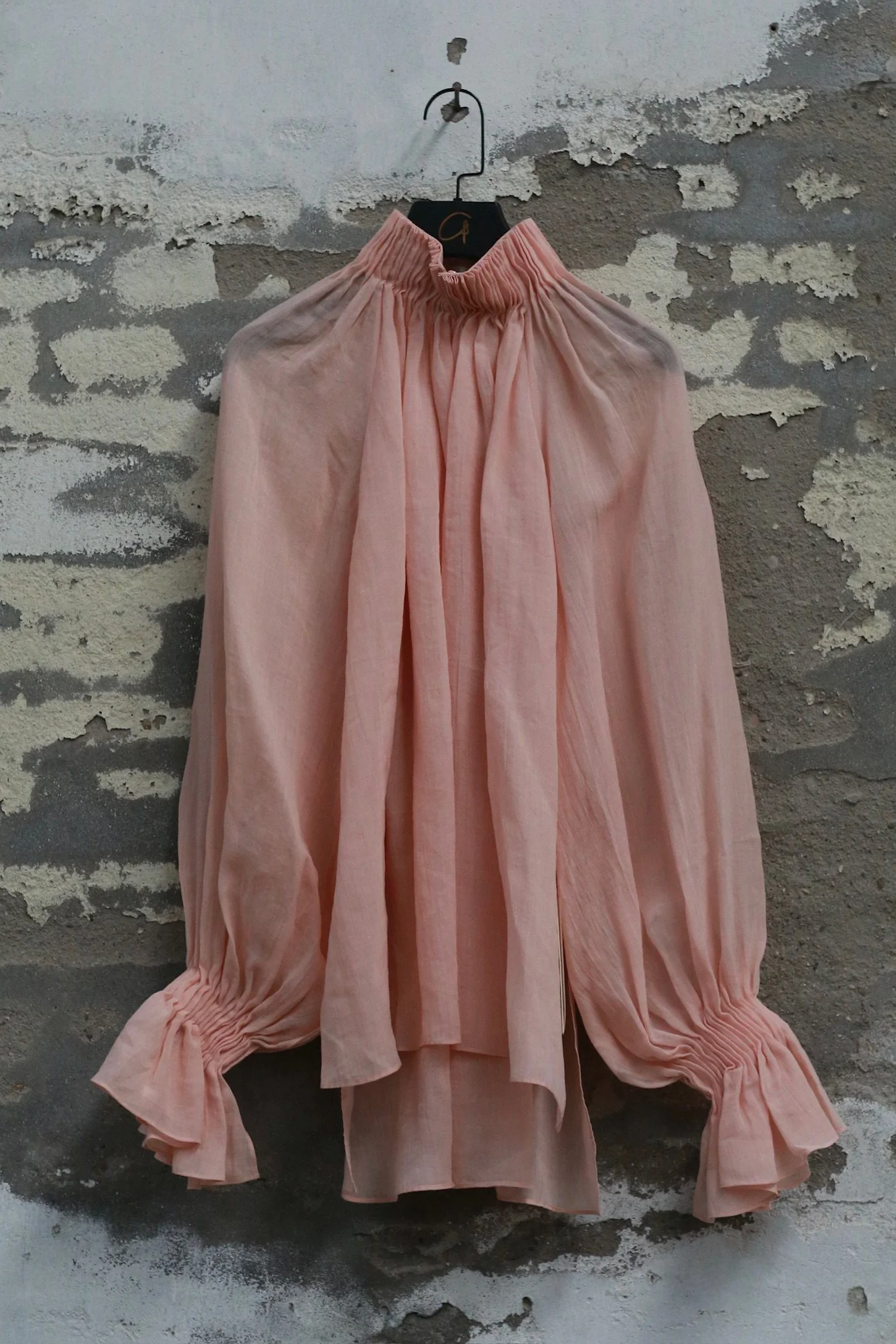 INTO THE EAST Spring/Summer 2026 Sheer Accordion Pleated Turtleneck Shirt ITE-E1JBSSTP20010PK-FEN Pink (E1JBSSTP20010CP) - Image 2